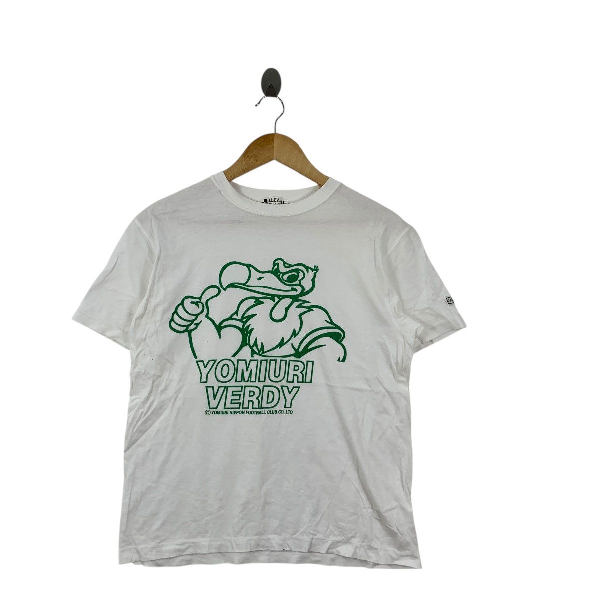 Vintage Vintage YOMIURI TOKYO VERDY Captain Tsubasa Football Tee Size US S / EU 44-46 / 1 - 4 Thumbnail