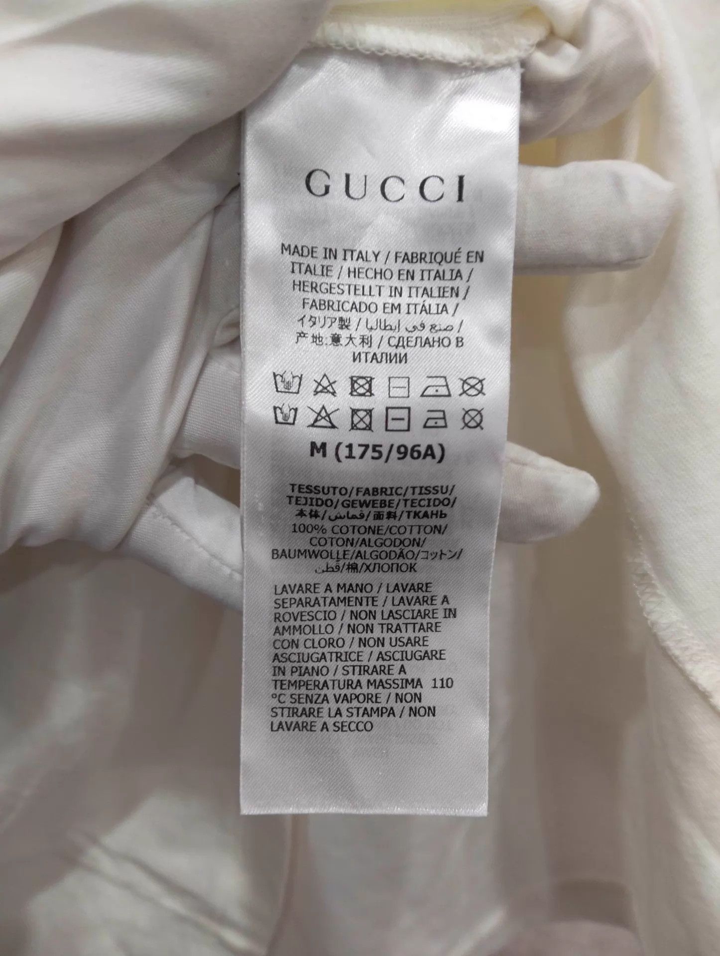 Gucci GUCCI heart apple logo crew straight print tee M Size US M / EU 48-50 / 2 - 5 Thumbnail