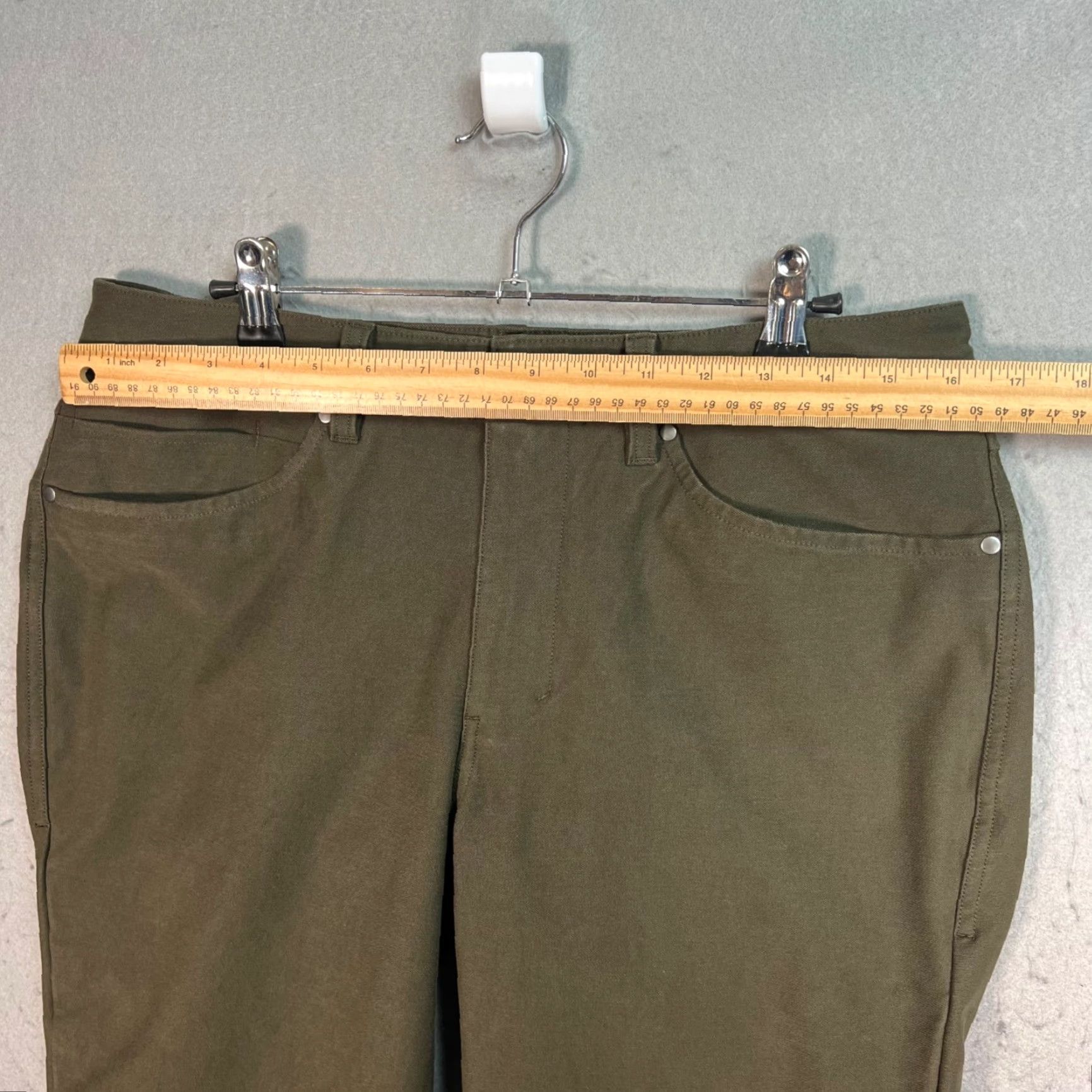 Lululemon Lululemon Pants Skinny Chino 31 Olive Green Stretch - Womens Regular 31 in Inseam 32 in Logo Casual Size 24" / US 00 / IT 34 - 4 Thumbnail