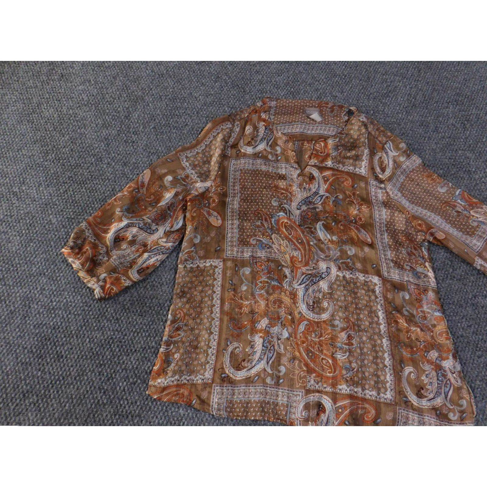 Vintage Chico's Blouse Tunic Womens Medium Paisley Patchwork 3/4 Sleeve V-Neck Metallic Lightweight Sheer Boho Shirt Size XS / US 0-2 / IT 36-38 - 3 Thumbnail