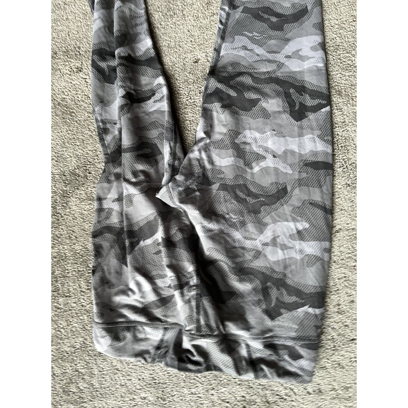 Reebok Reebok Leggings Womens Medium Pull On Gray Camo Ankle Size 32" / US 10 / IT 46 - 4 Thumbnail