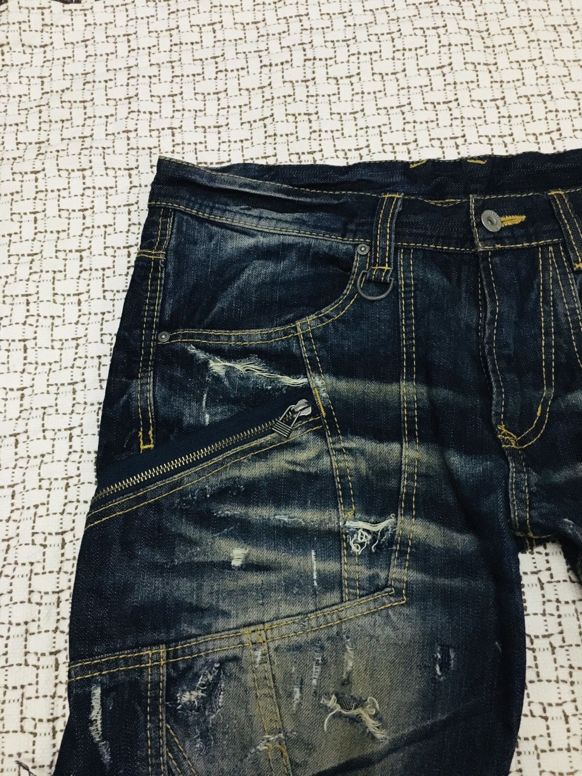 HIDEAWAYS × If Six Was Nine × Le Grande Bleu (L.G.B.) Hideaways Nicole Distressed Flare Jeans (Y01) Size US 32 / EU 48 - 18 Thumbnail