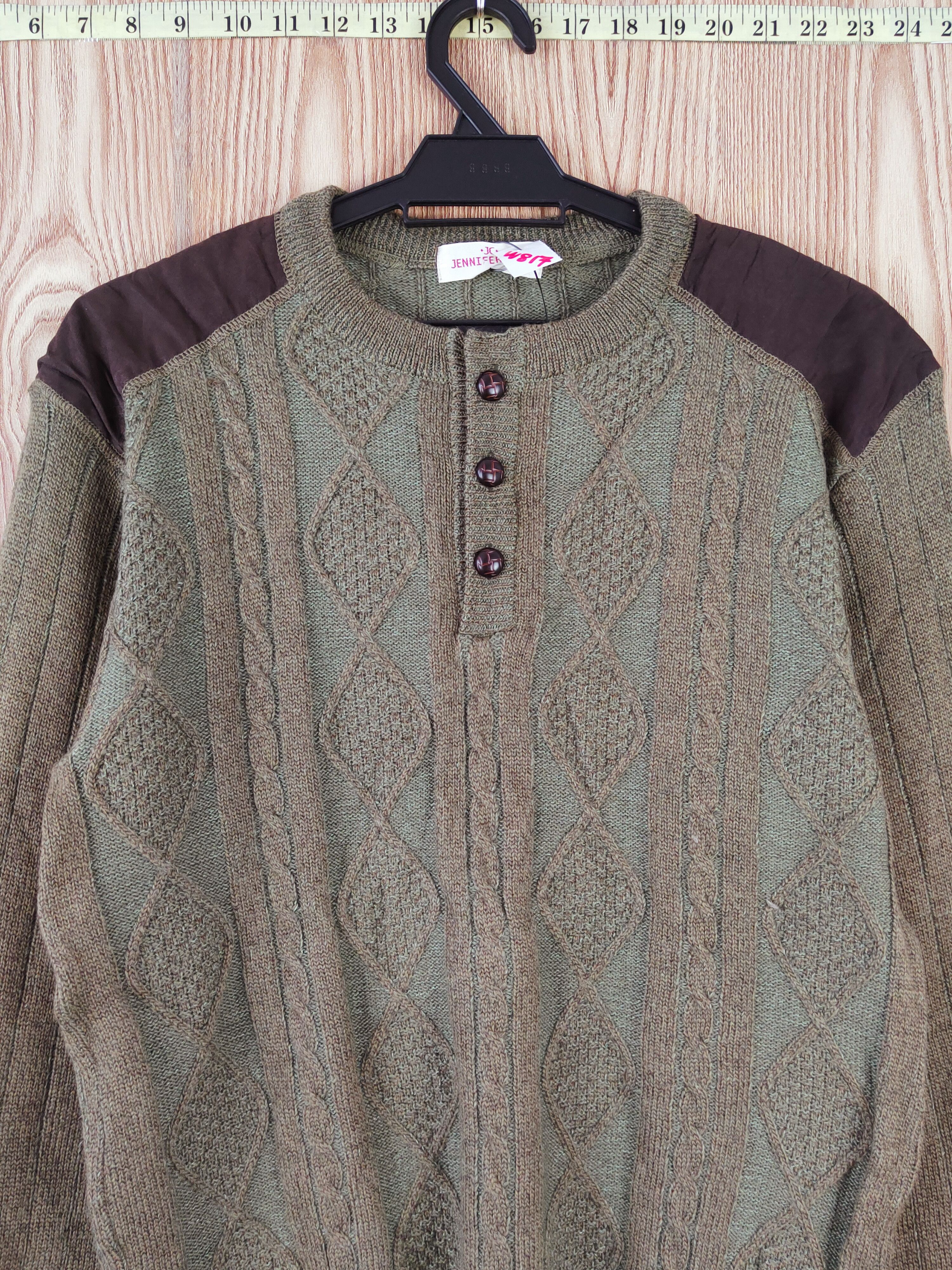 Aran Isles Knitwear Jennifer Club Olive Knitwear Sweatshirts #w817 Size US M / EU 48-50 / 2 - 2 Thumbnail