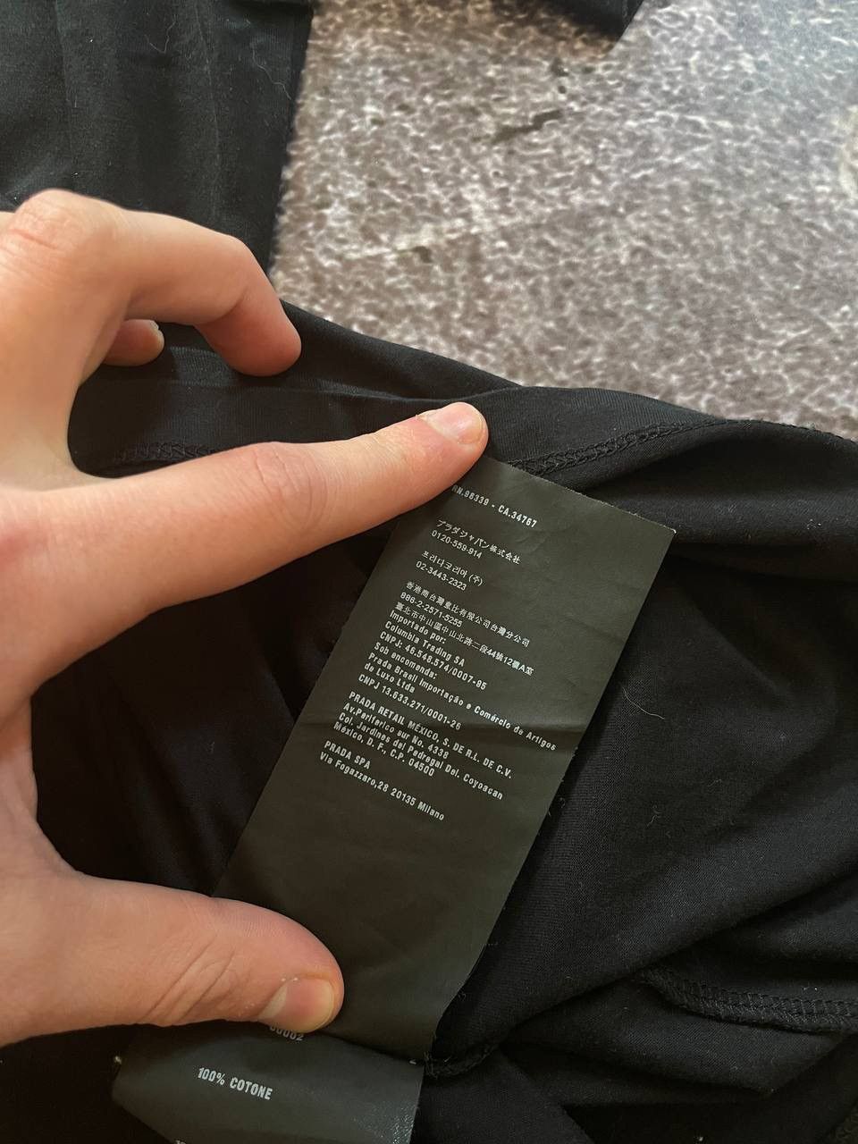 Prada nice t-shirt PRADA full black logo Size US L / EU 52-54 / 3 - 7 Thumbnail