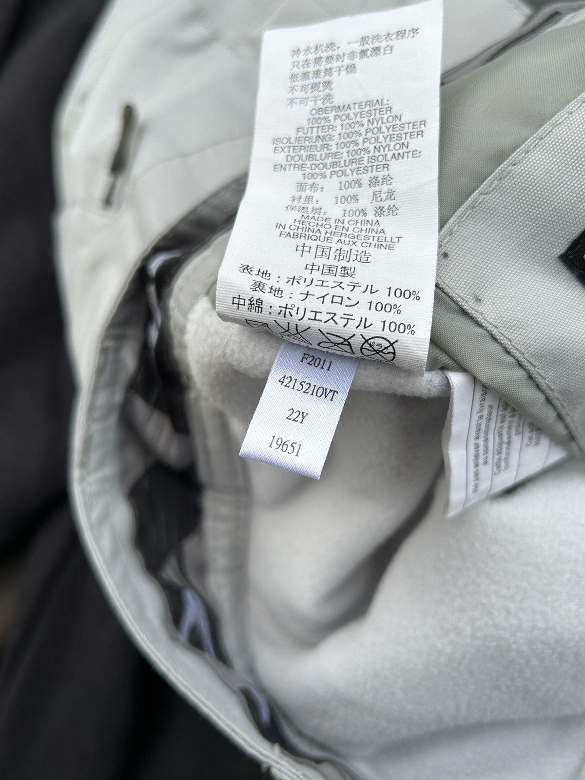 Oakley Vintage Oakley A/W11 Ski Pants Trousers In Grey Size US 30 / EU 46 - 13 Thumbnail
