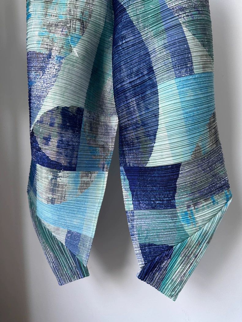 Issey Miyake Issey Miyake size:3 Blue oil painting graffiti special-sha Size 32" / US 10 / IT 46 - 5 Thumbnail