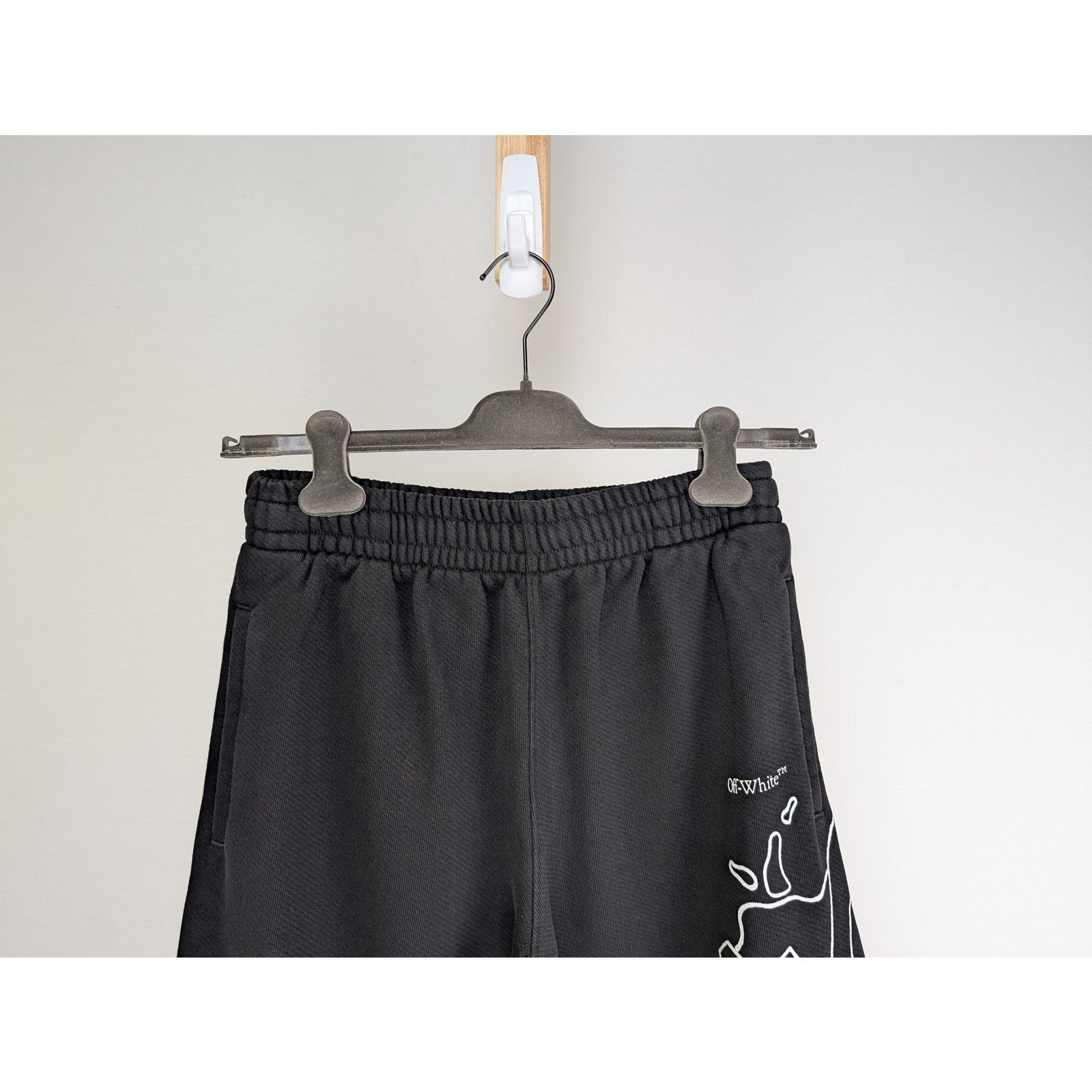 Off-White o1rshd1 Graffiti Layers Slim Sweatpants / Joggers in Black Size US 30 / EU 46 - 2 Thumbnail