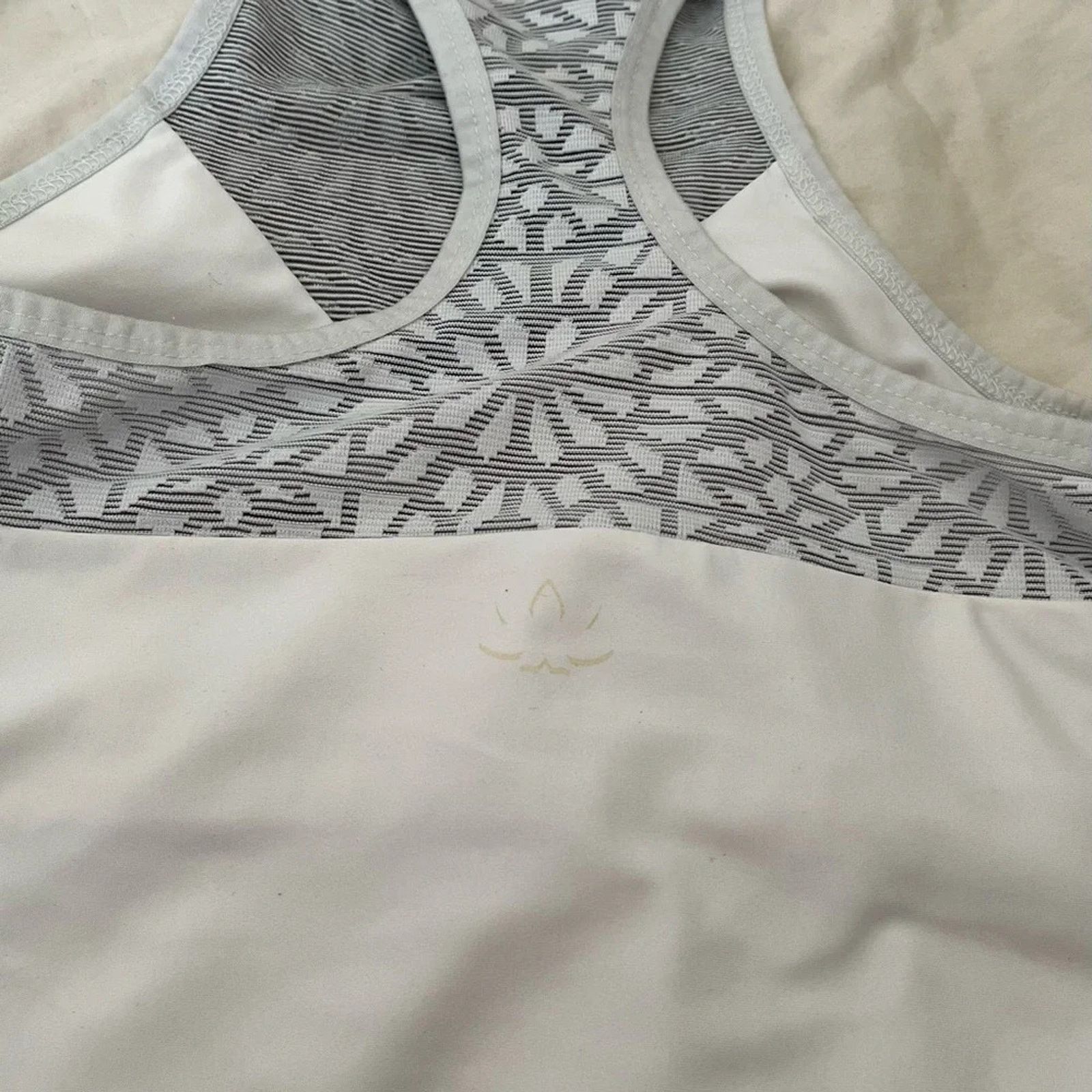 Beyond Yoga Beyond Yoga racer back top, size XS Size XS / US 0-2 / IT 36-38 - 2 Thumbnail