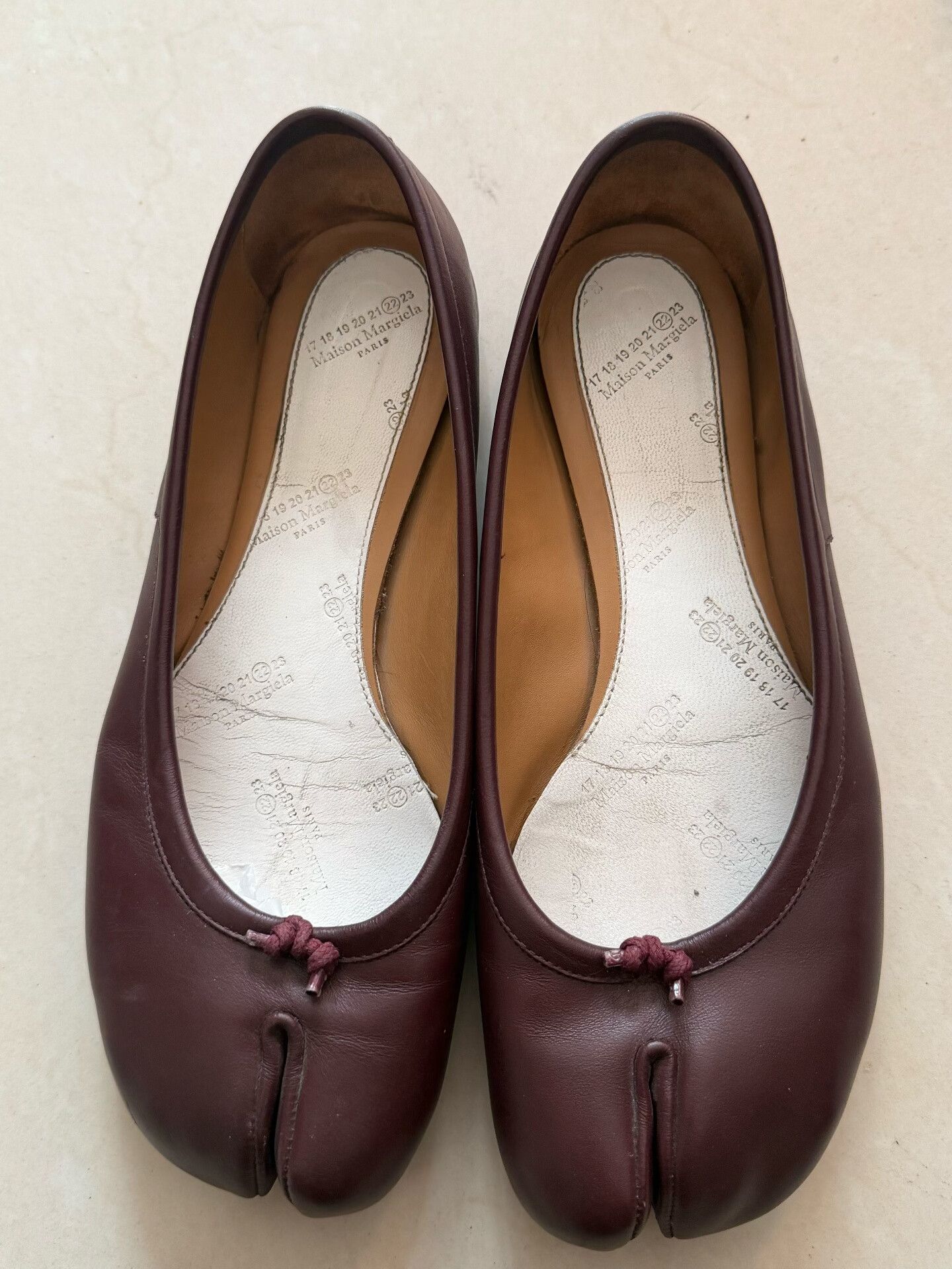 Maison Margiela Maison Margiela Tabi Leather Split-Toe Shoes Size US 5 / IT 35 - 1 Thumbnail