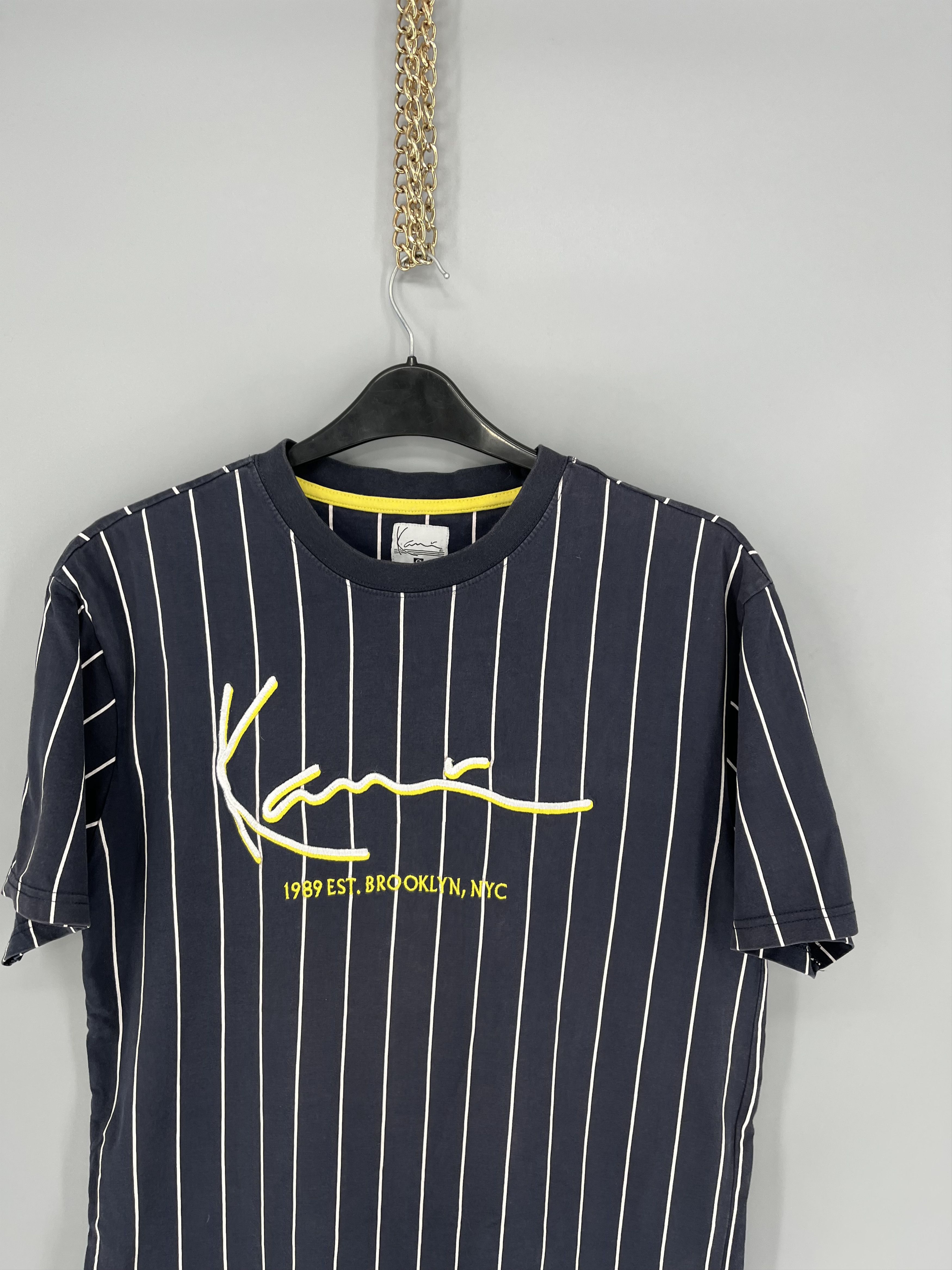 Karl Kani Rap Tees Karl Kani Center Logo MultiColor T-Shirt Size S Size US S / EU 44-46 / 1 - 6 Thumbnail