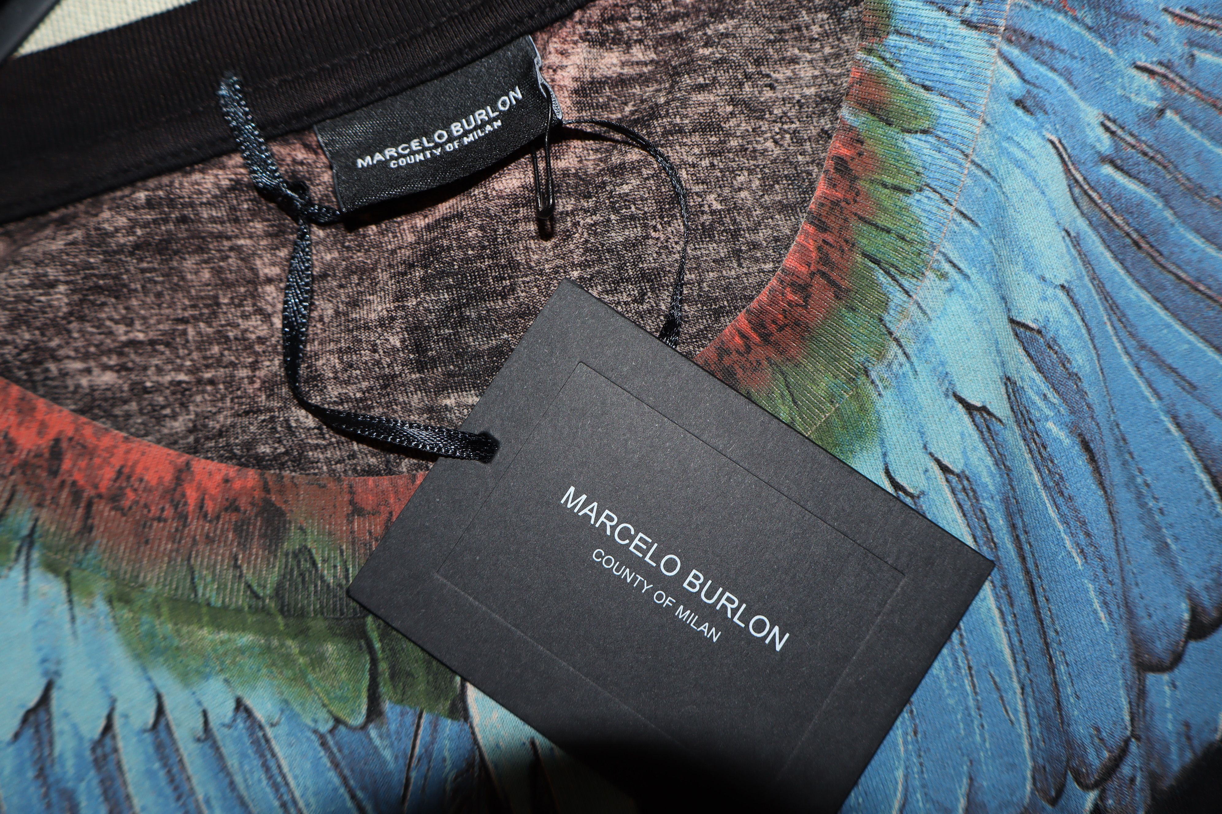 Marcelo Burlon *BRAND NEW* Alas print classic t-shirt Size US M / EU 48-50 / 2 - 11 Thumbnail