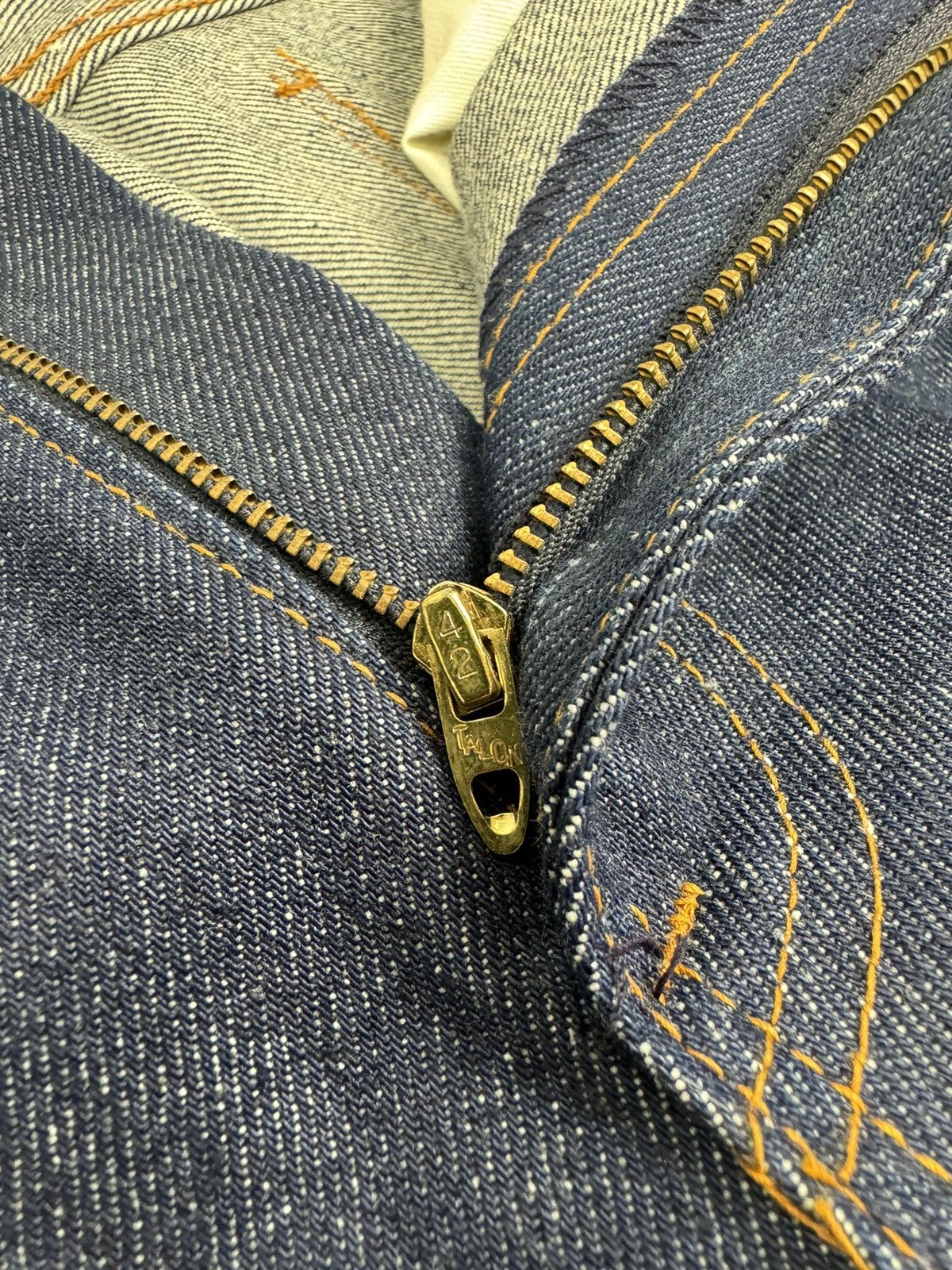 Levi's 80’s Vintage Levi’s 627 0217 Denim Jeans Size US 36 / EU 52 - 13 Thumbnail