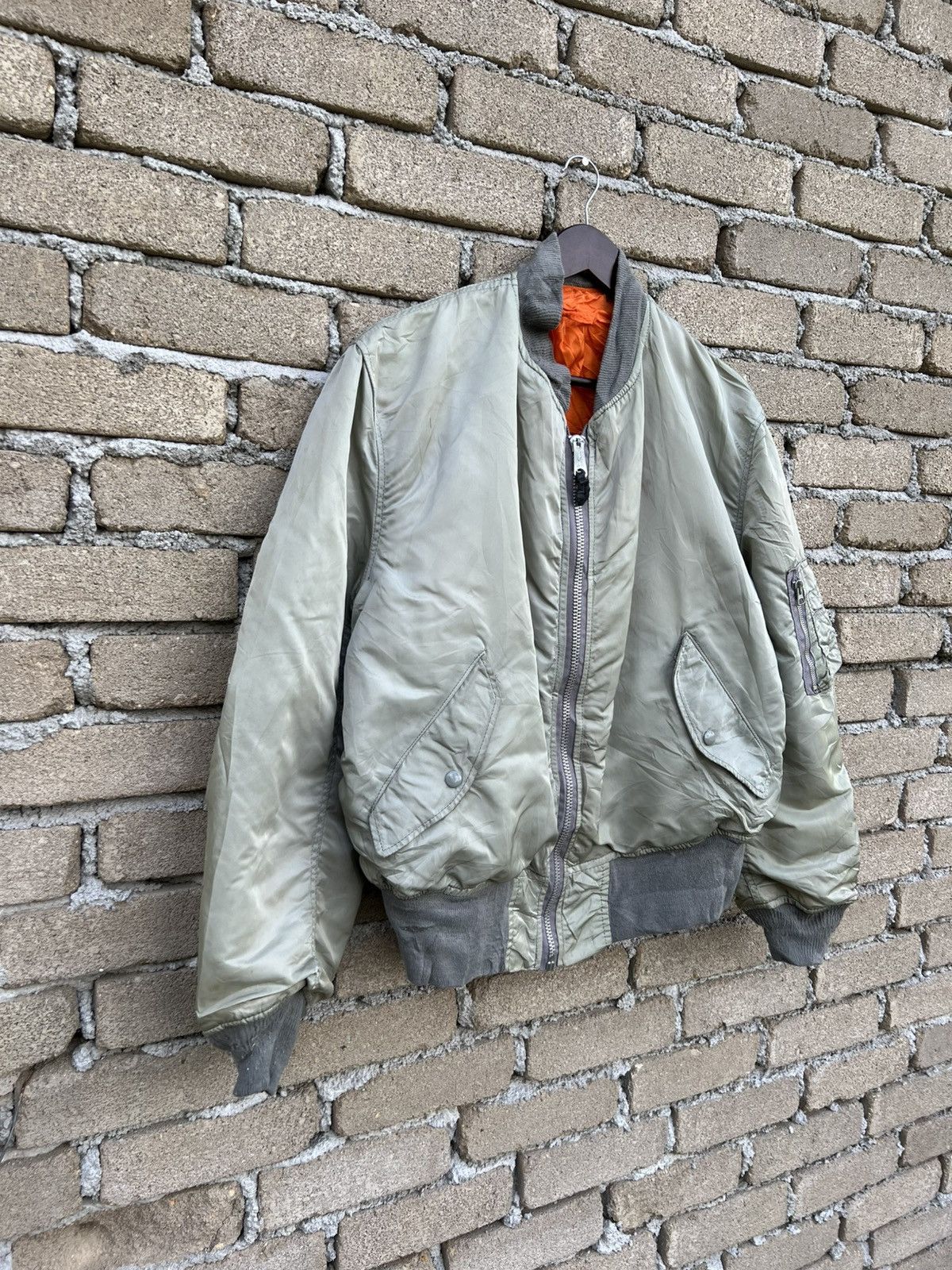 Alpha Industries Alpha Industries MA-1 Bomber Jacket Size US XL / EU 56 / 4 - 3 Thumbnail