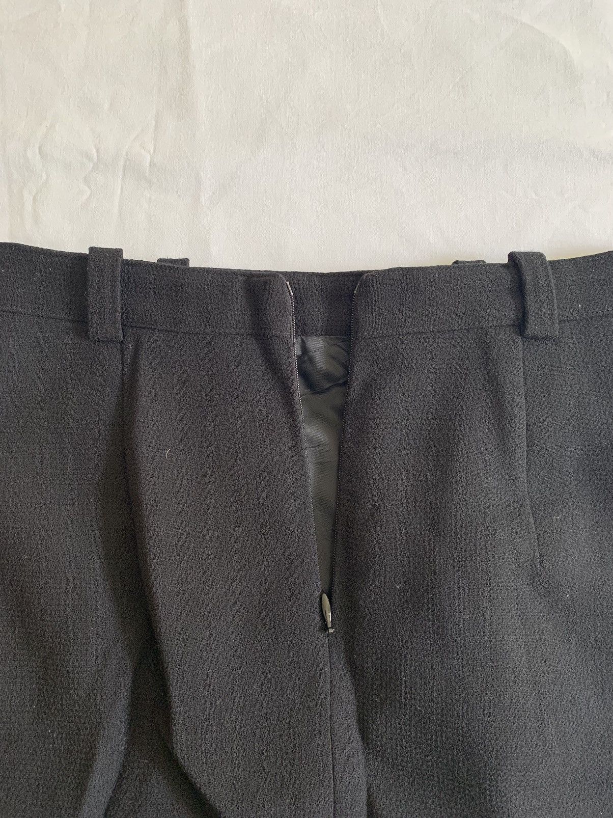 Versace LUXURY💃🏼VERSACE BLACK MINI SKIRT Size 25" / US 0 / IT 36 - 8 Thumbnail