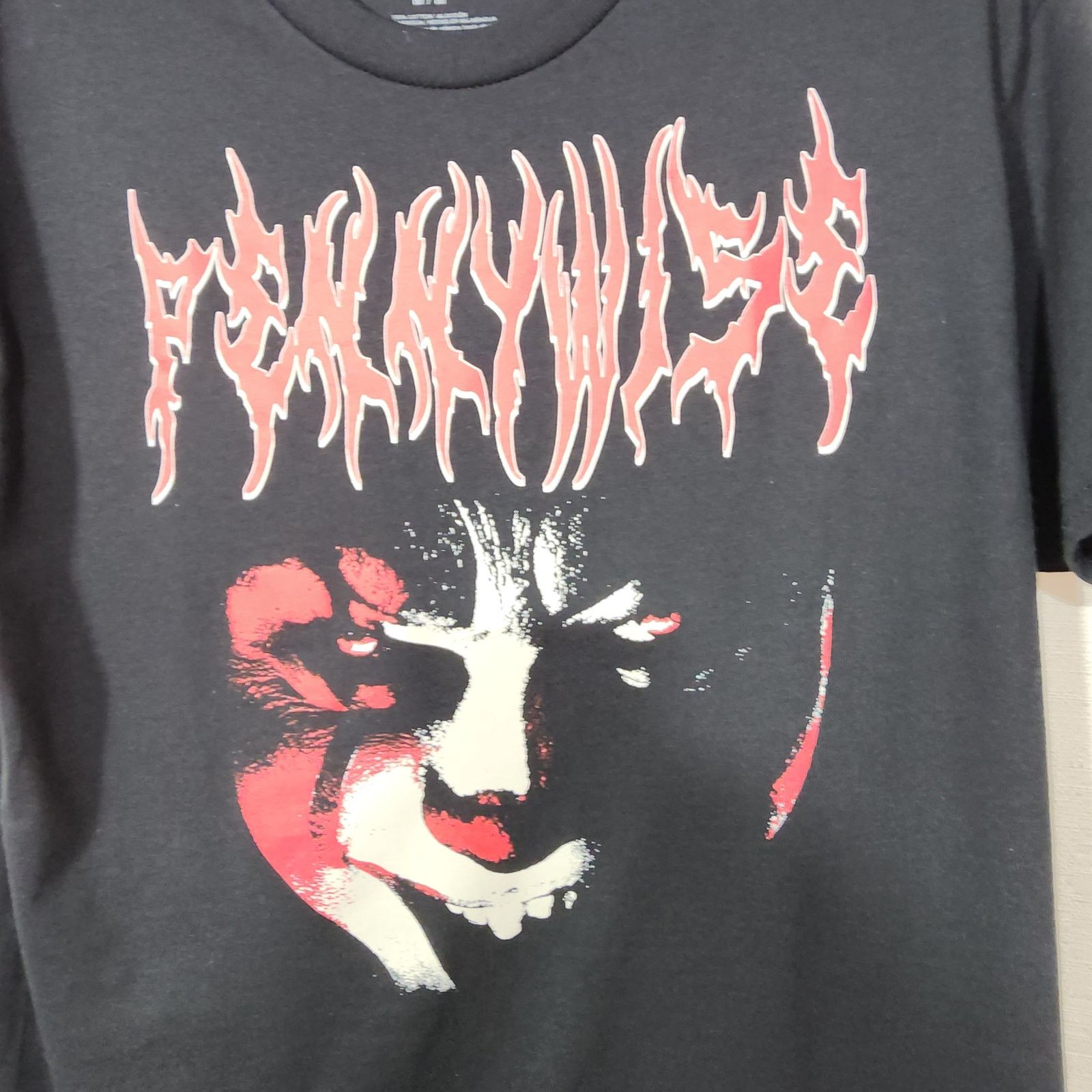 Other Pennywise ''Time to Float '' mens shirt size medium Size US M / EU 48-50 / 2 - 4 Thumbnail
