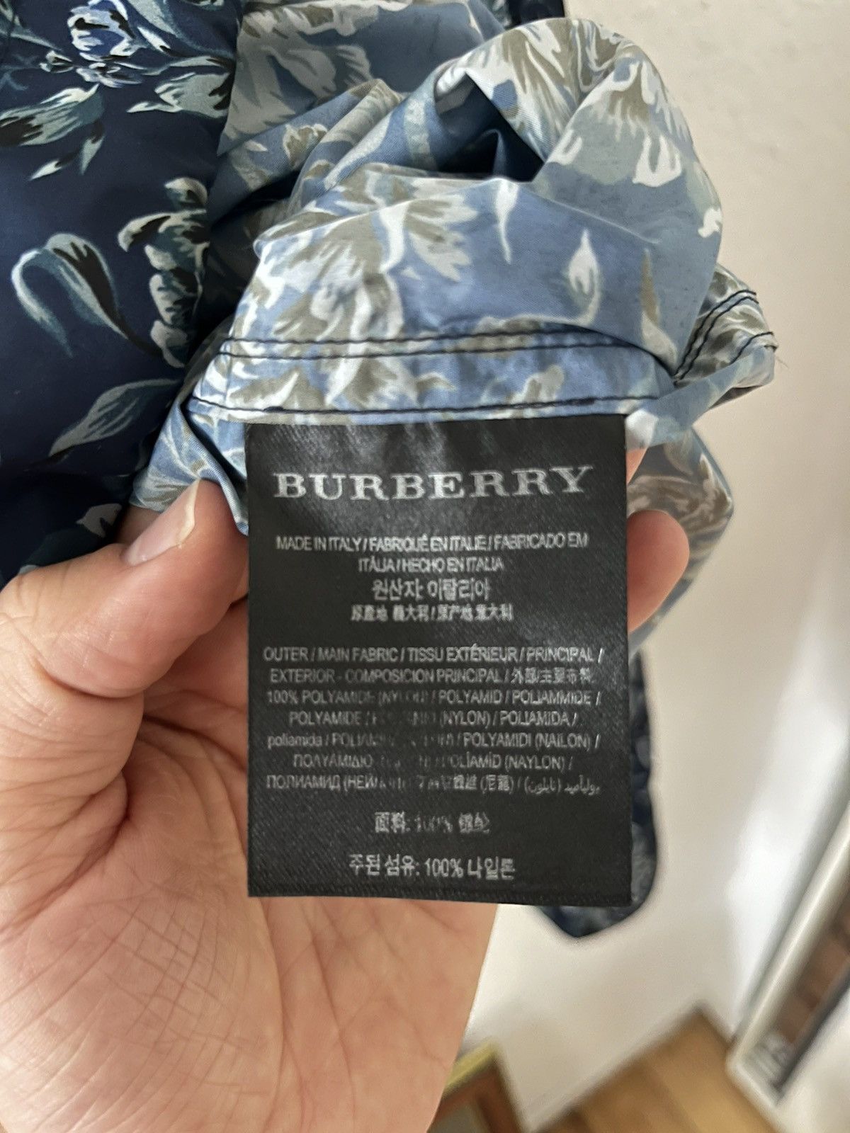 Burberry × Burberry Prorsum Burberry Flower rain jacket Size US L / EU 52-54 / 3 - 6 Thumbnail
