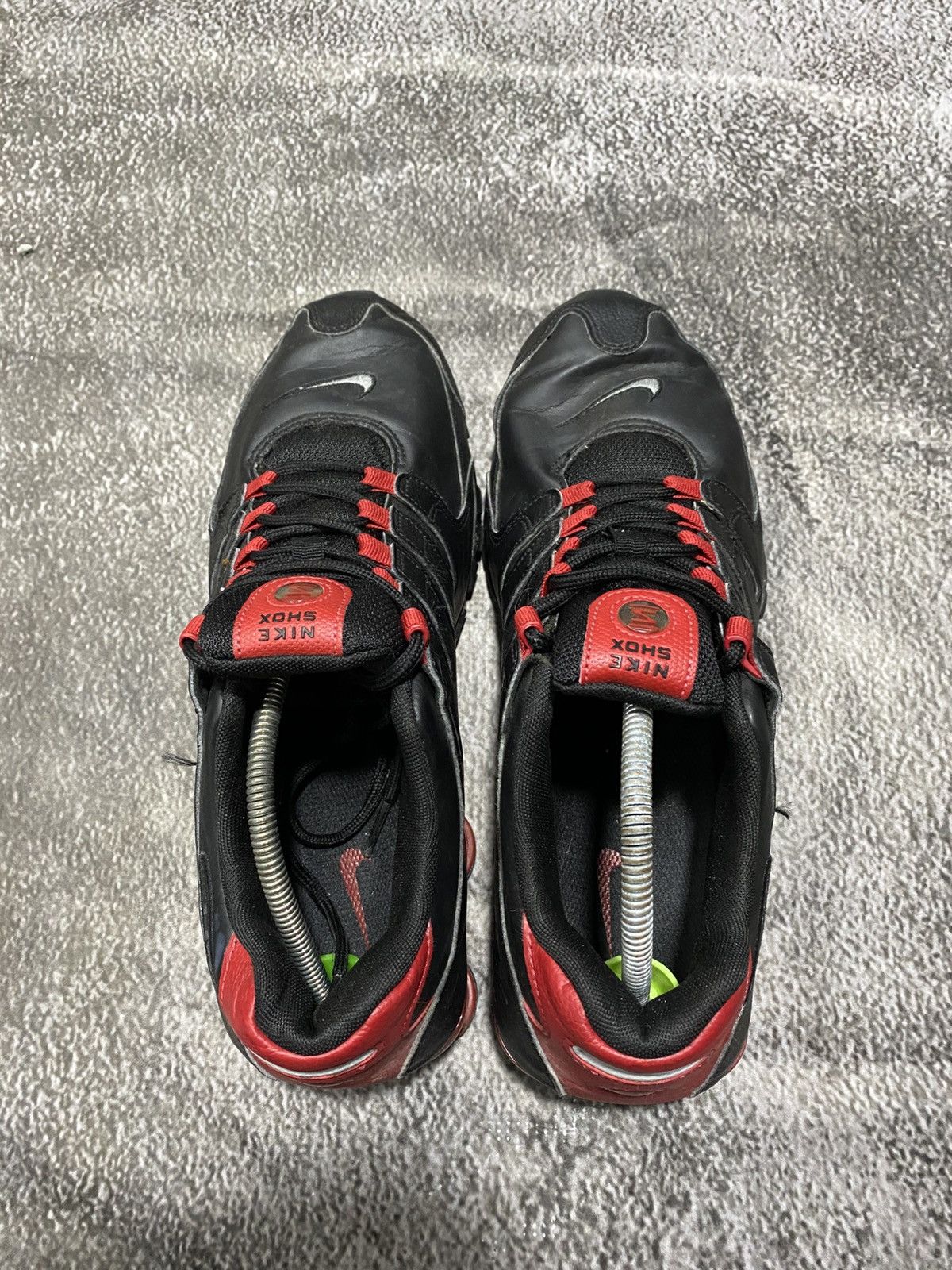 Nike NIKE SHOX NZ Black Flt Silver-Gym Red Size US 11 / EU 44 - 5 Thumbnail