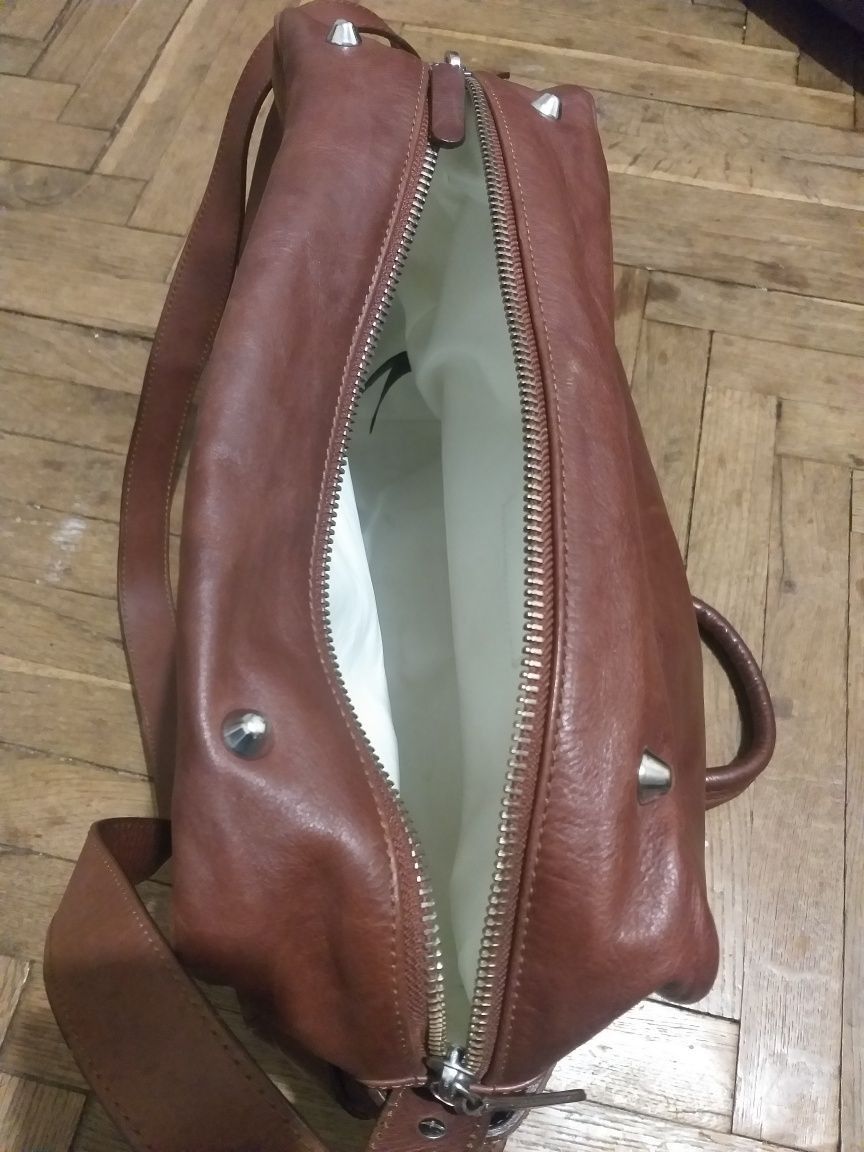 H&M × Maison Margiela Vintage Margiela H&M Upside down Leather Bag Size ONE SIZE - 2 Thumbnail