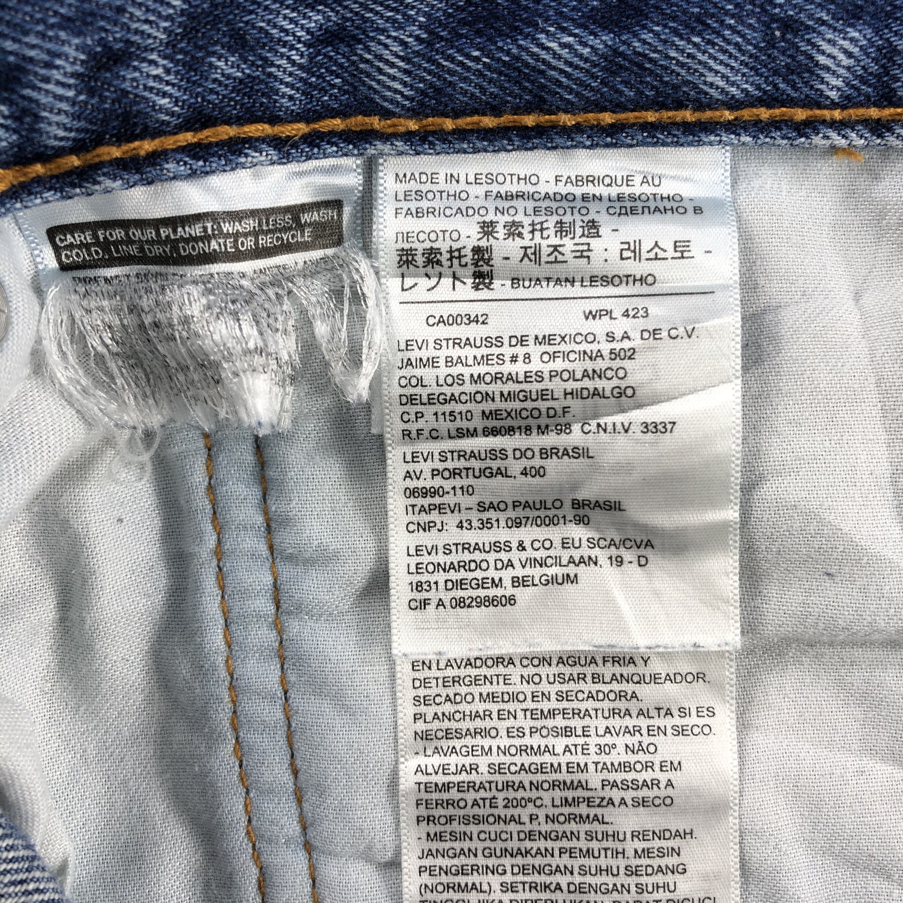 Levi's × Vintage Vintage Mid Wash Levis 505 Jeans-JM1120 Size US 40 / EU 56 - 9 Thumbnail