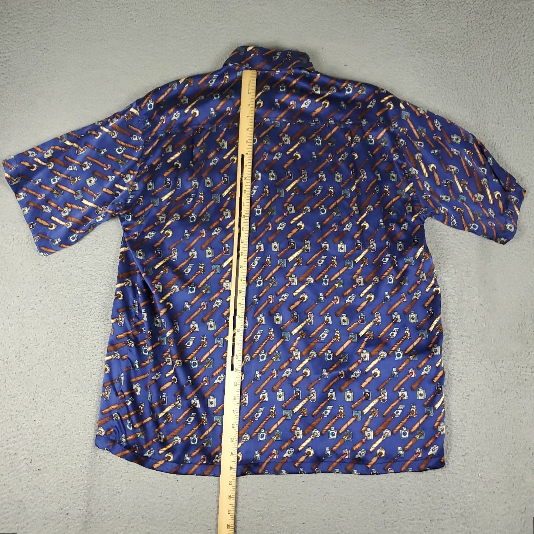 Nicole Miller VINTAGE Nicole Miller Shirt Mens XL Blue Silk Graphic Print Button-Up Short Sleeve Collared Cigar Art 90s Casual Party/Cocktail Travel Size US XL / EU 56 / 4 - 4 Thumbnail