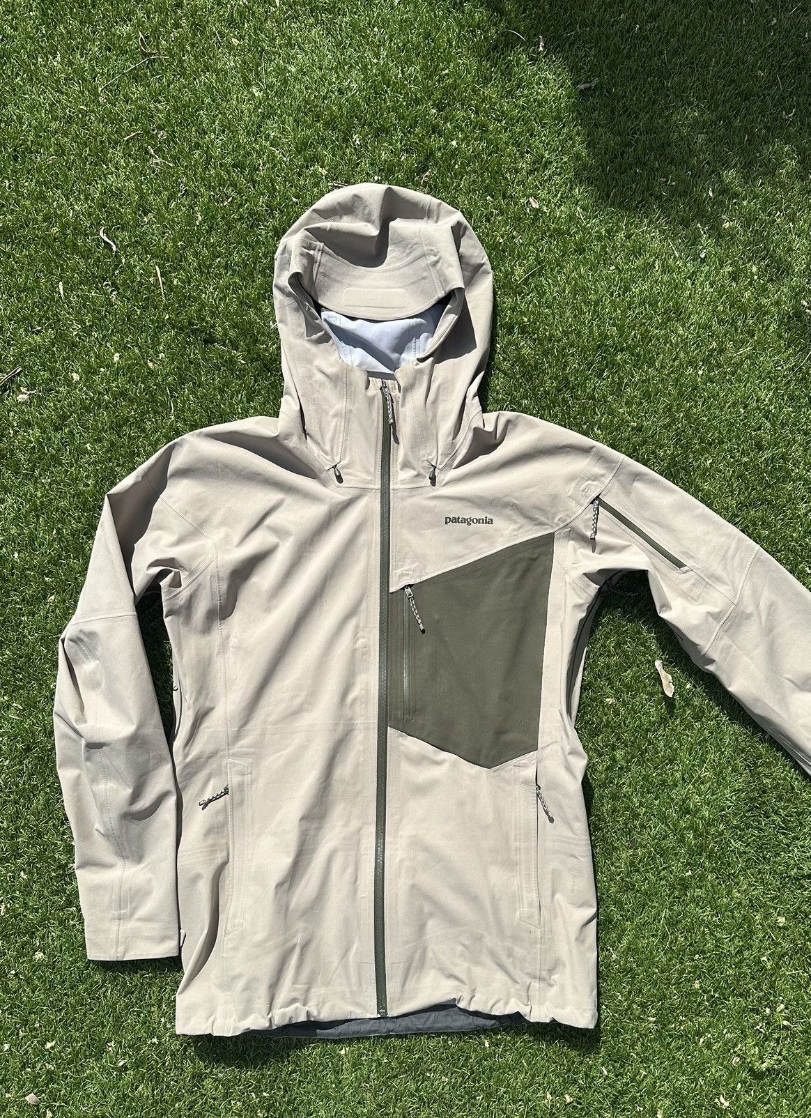 Patagonia Patagonia H2No Technical Shell Jacket – Size L Size US M / EU 48-50 / 2 - 1 Thumbnail