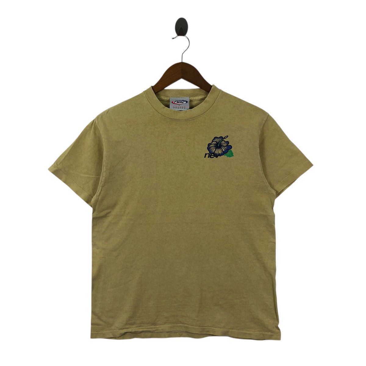 Vintage Vintage 90s NEV Surfing Hawaii T-Shirt Woman Size L Size L / US 10 / IT 46 - 1 Thumbnail