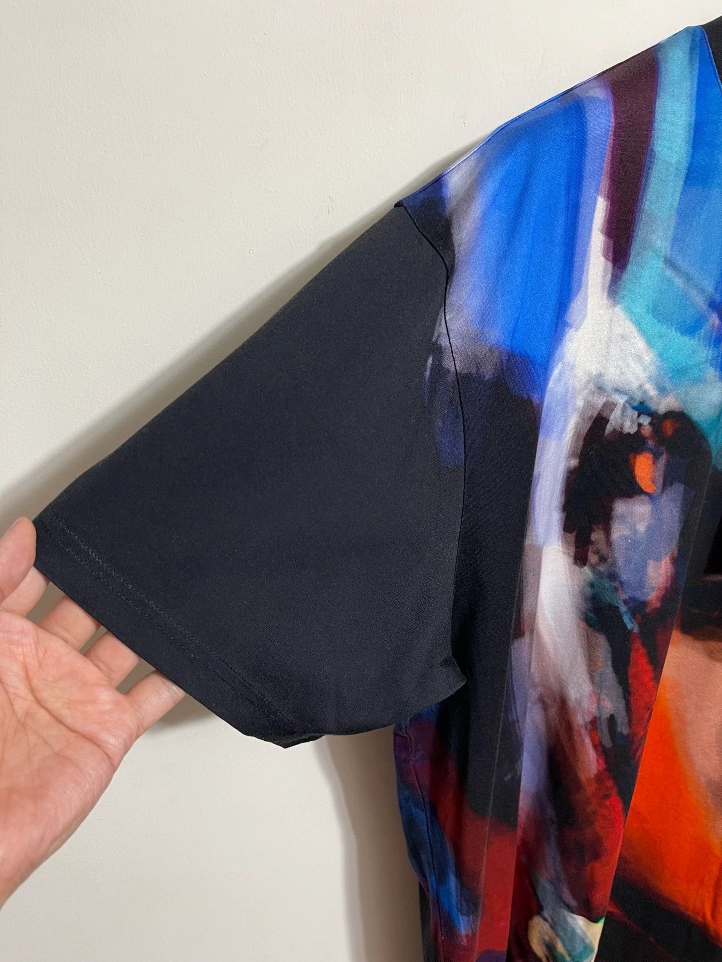 Givenchy Givenchy Loose Fit Short Sleeve T - shirt L Size US L / EU 52-54 / 3 - 5 Thumbnail