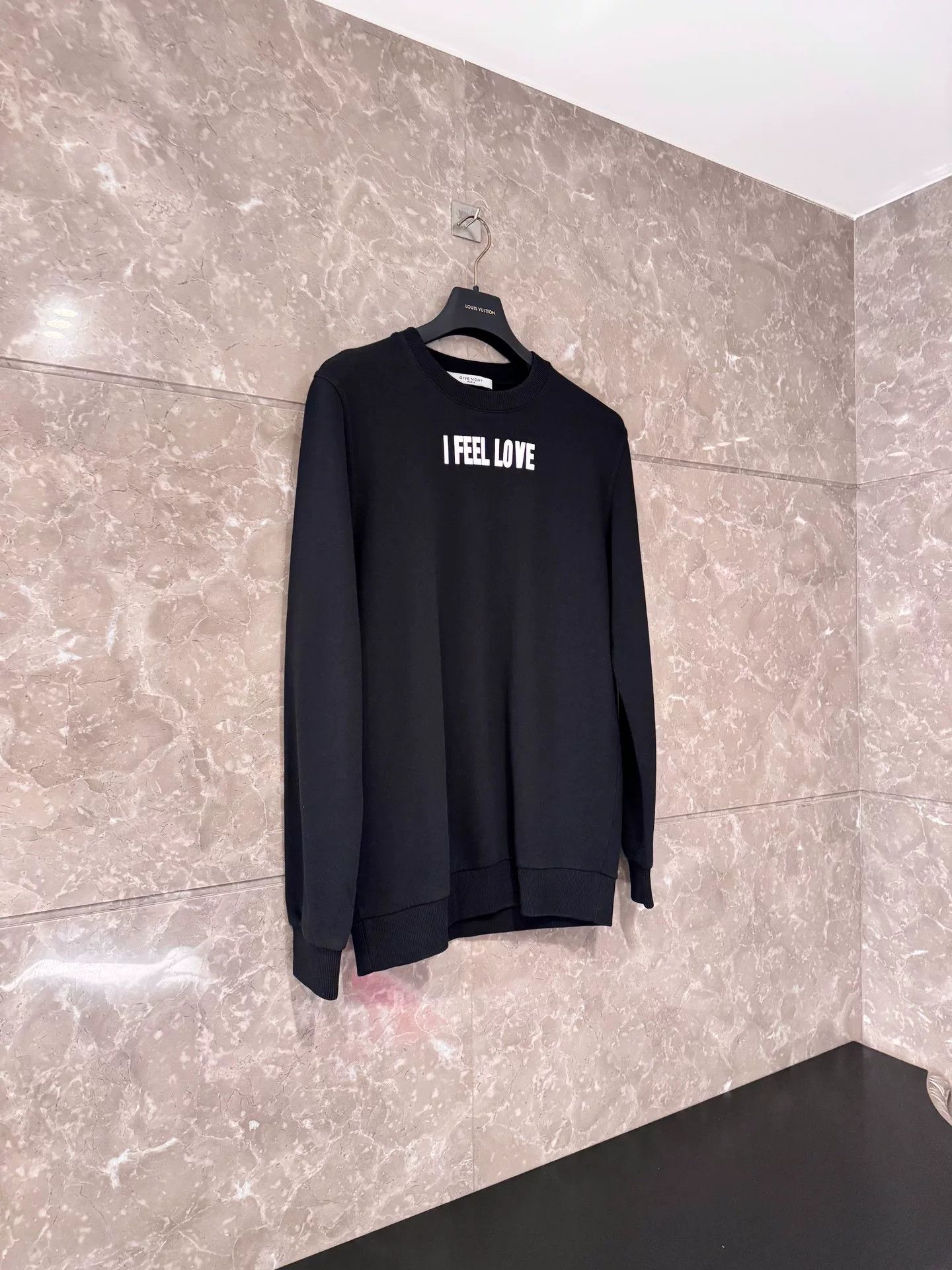 Givenchy Givenchy Black Oversized Hoodie Size XS / US 0-2 / IT 36-38 - 1 Thumbnail