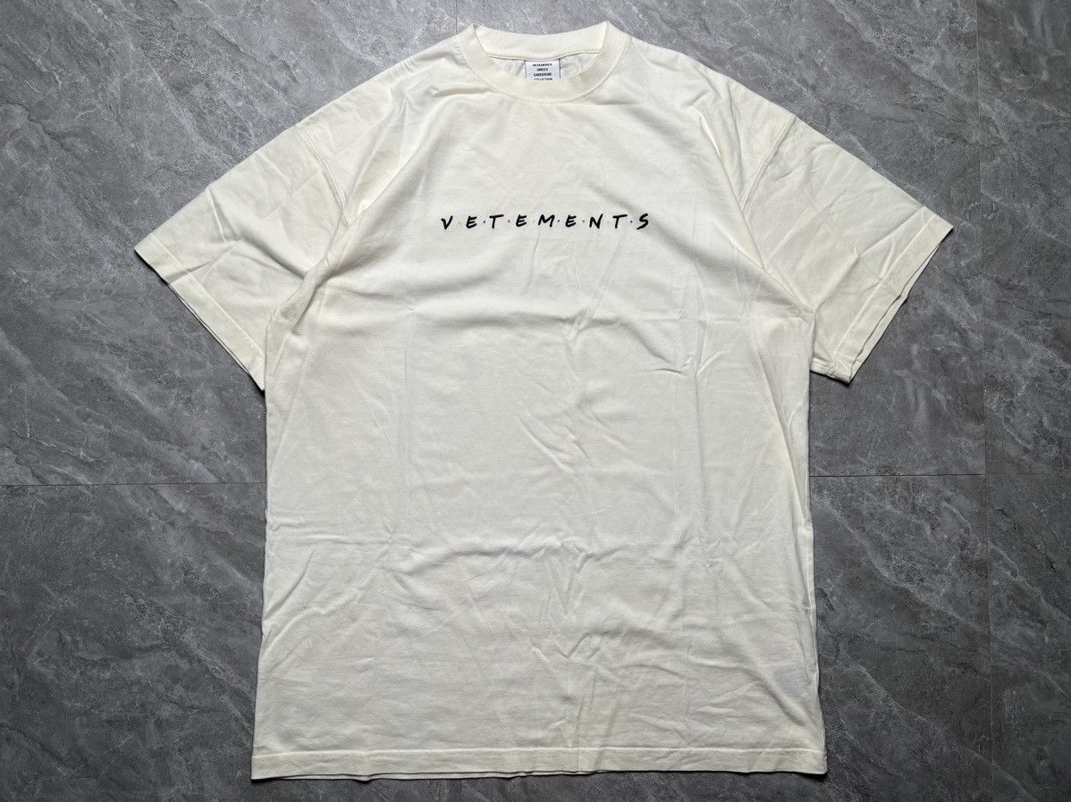送料無料！Vetements / White '100% Pro' Standard T-Shirt SS25-TSU00H-00X_F1_PRM.webp?v=