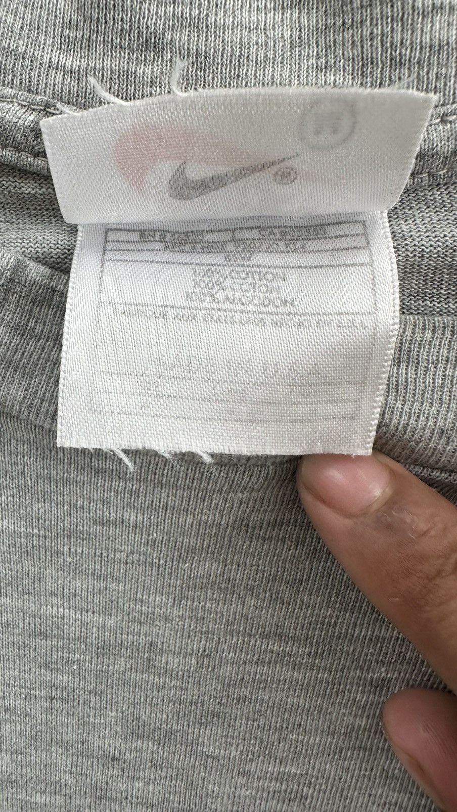 Vintage VINTAGE WELL WORN NIKE AIR MADE IN USA TEE Size US M / EU 48-50 / 2 - 4 Thumbnail