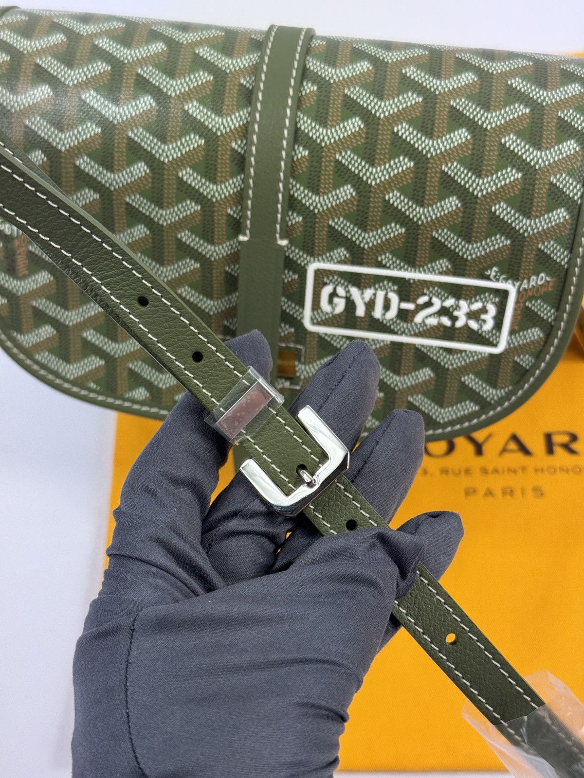 Goyard ARMY GREEN HAND PAINTED BELVEDERE PM *LIMITED EDITION* BAG Size ONE SIZE - 7 Thumbnail