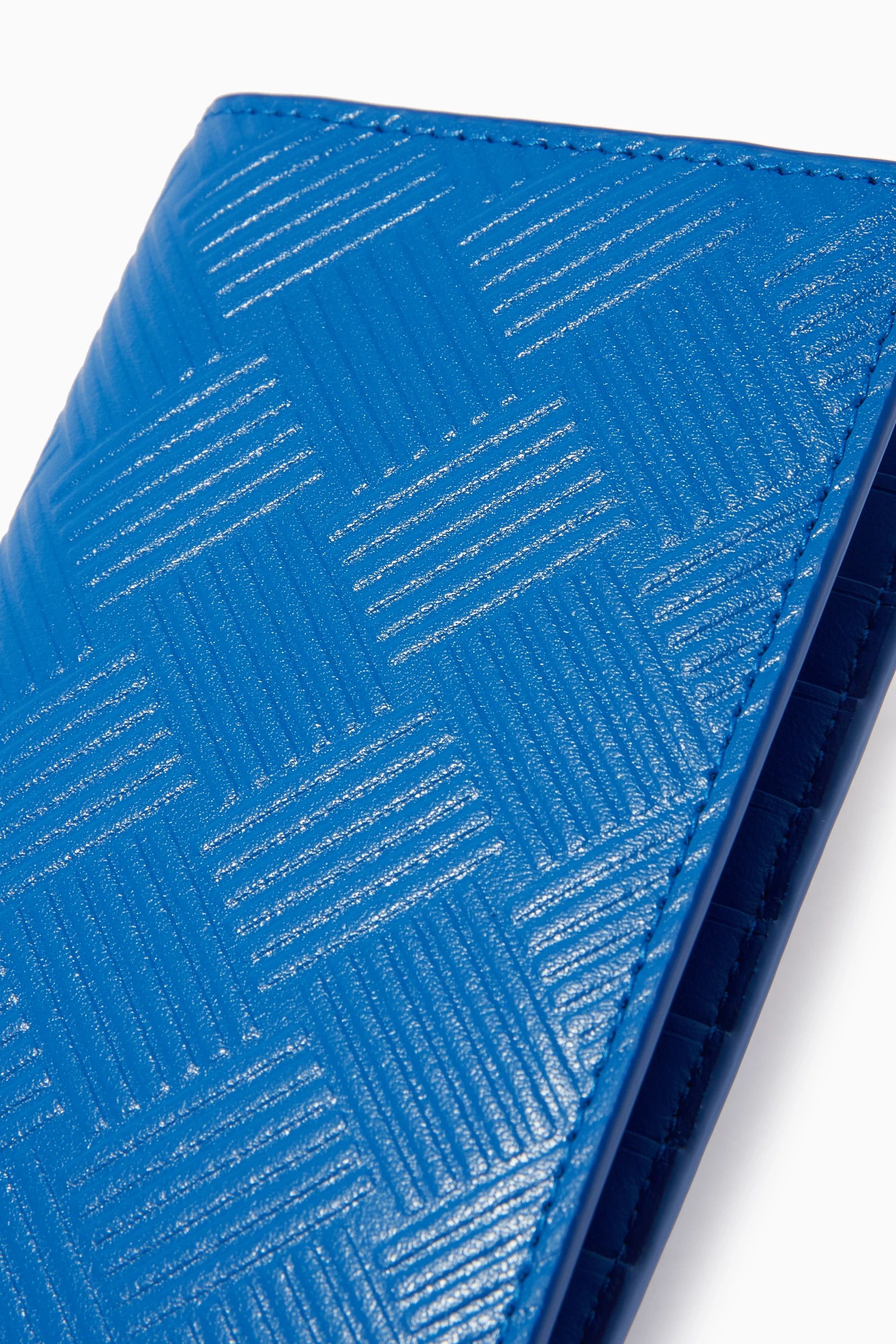 Bottega Veneta o1bcso1str0824 Size : OS / Slim Long Wallet in Blue Size ONE SIZE - 4 Thumbnail