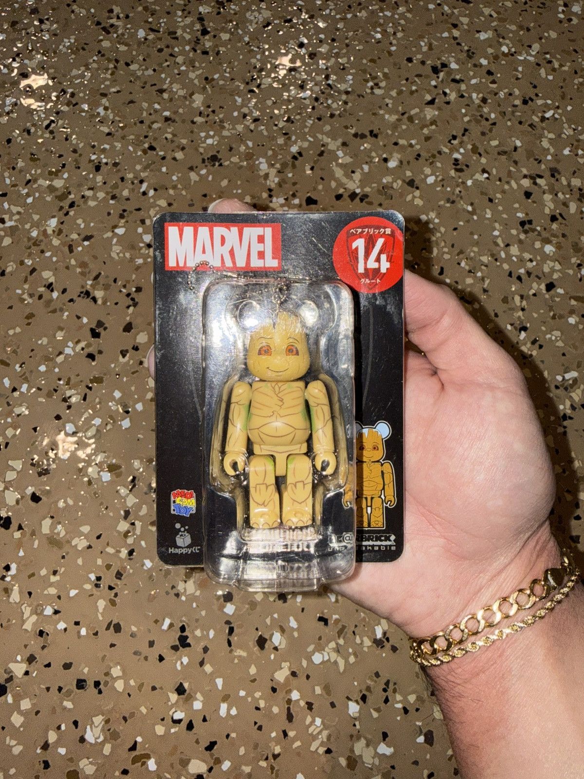 Disney × Medicom Toy Bearbrick x Marvel Groot Keychain 100% Blister Size ONE SIZE - 3 Thumbnail