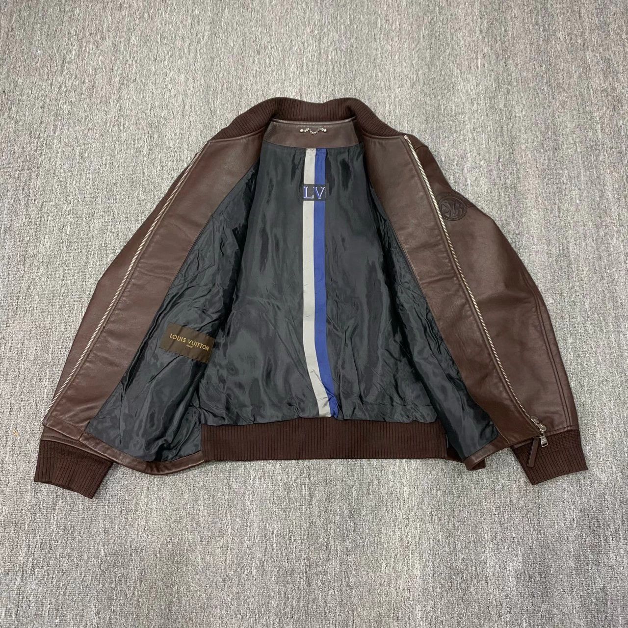 Louis Vuitton LV Brown 1854 Badge Leather Jacket Size US L / EU 52-54 / 3 - 3 Thumbnail