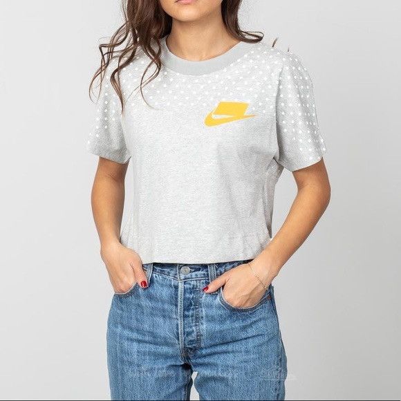Nike Vintage Y2K Nike NSW Boxy Retro Style T-shirt Size S / US 4 / IT 40 - 2 Thumbnail