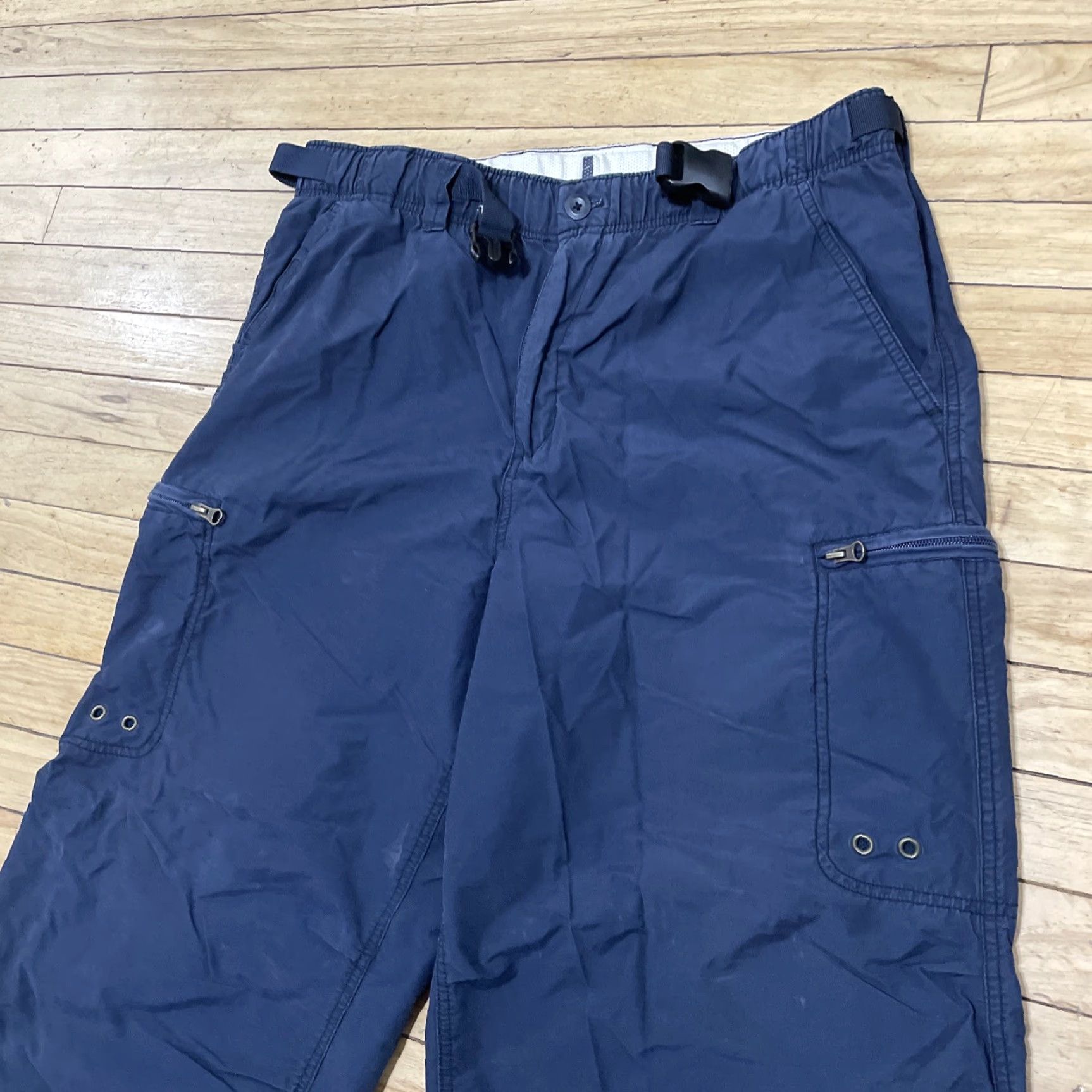 Old Navy VINTAGE Old Navy Brand vtg Y2k Cargo Pants Men L Baggy Paratrooper Navy Blue Belted Zip Pockets Tech 38x29 Size US 33 - 5 Thumbnail
