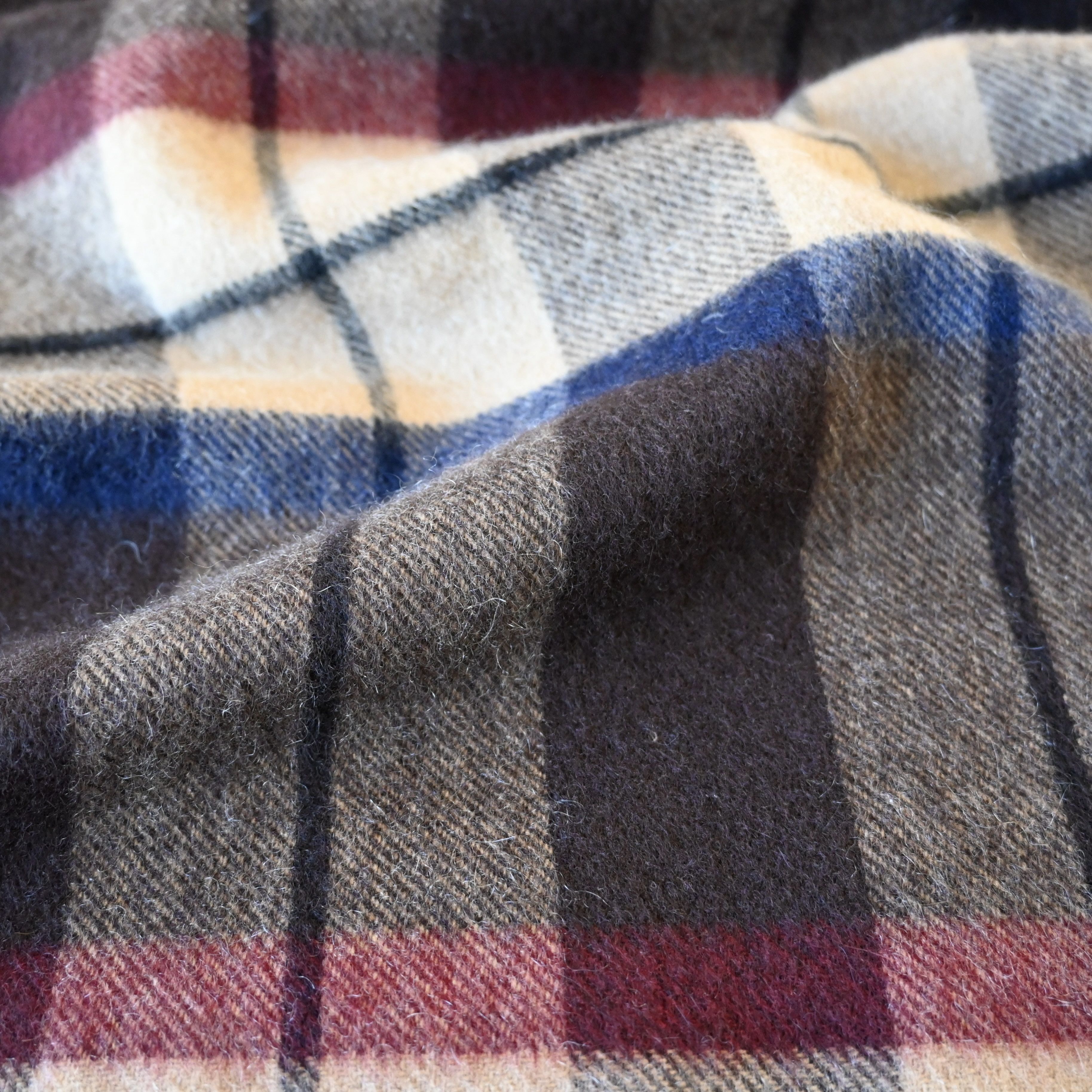 Other HOUSE OF SCOTLAND 100% cashmere scarf, made in Scotland Size ONE SIZE - 11 Thumbnail