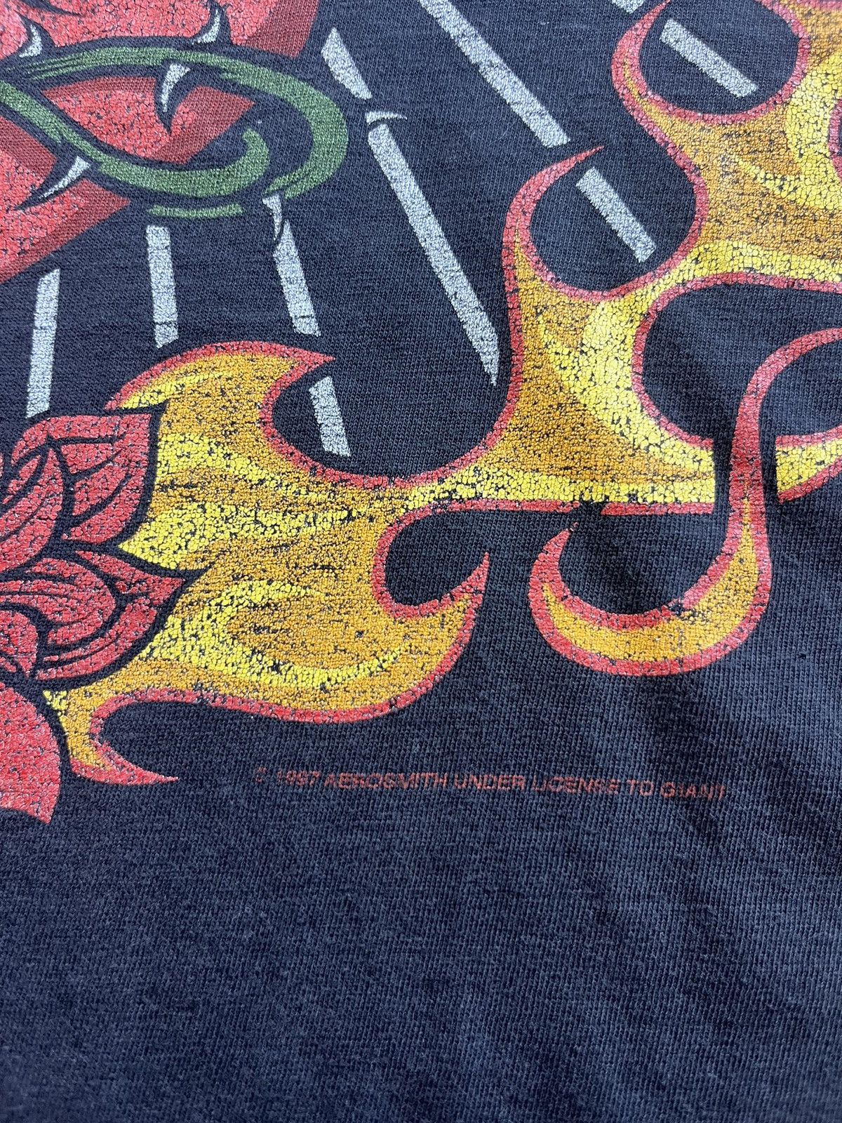 Aerosmith Vintage AEROSMITH Nine Lives 1997’s Tshirt Size US L / EU 52-54 / 3 - 7 Thumbnail