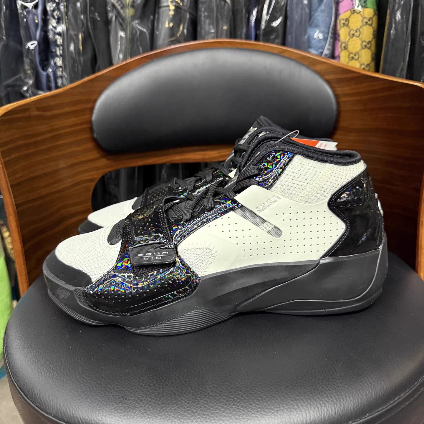 Jordan Brand Jordan Zion 2 Basketball Shoes K15 Size US 9.5 / EU 42-43 - 6 Thumbnail