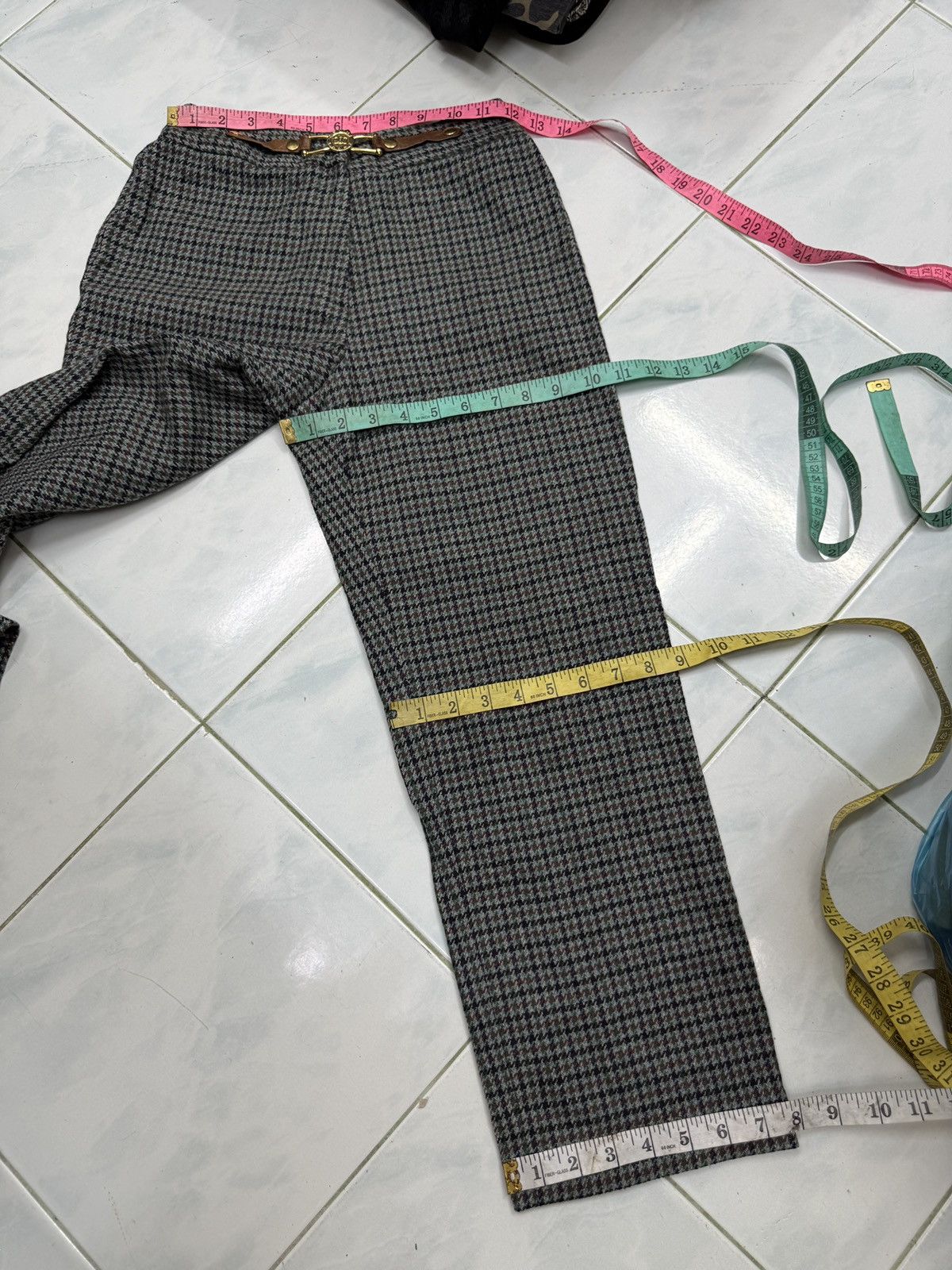 Celine 🔥🔥🔥ARCHIVE VINTAGE CELINE WOOL PANTS Size 24" / US 00 / IT 34 - 13 Thumbnail