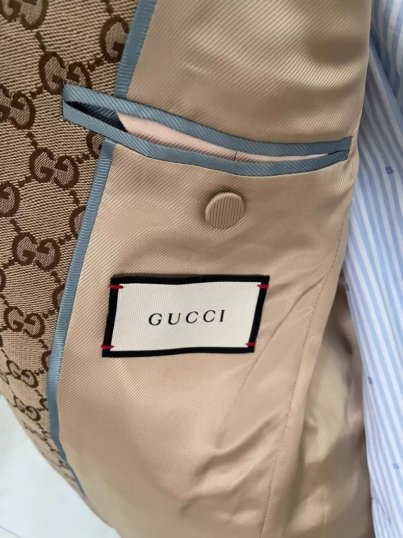 Gucci Gucci Full logo suit 2501-Nextarrow Size 48R - 3 Thumbnail