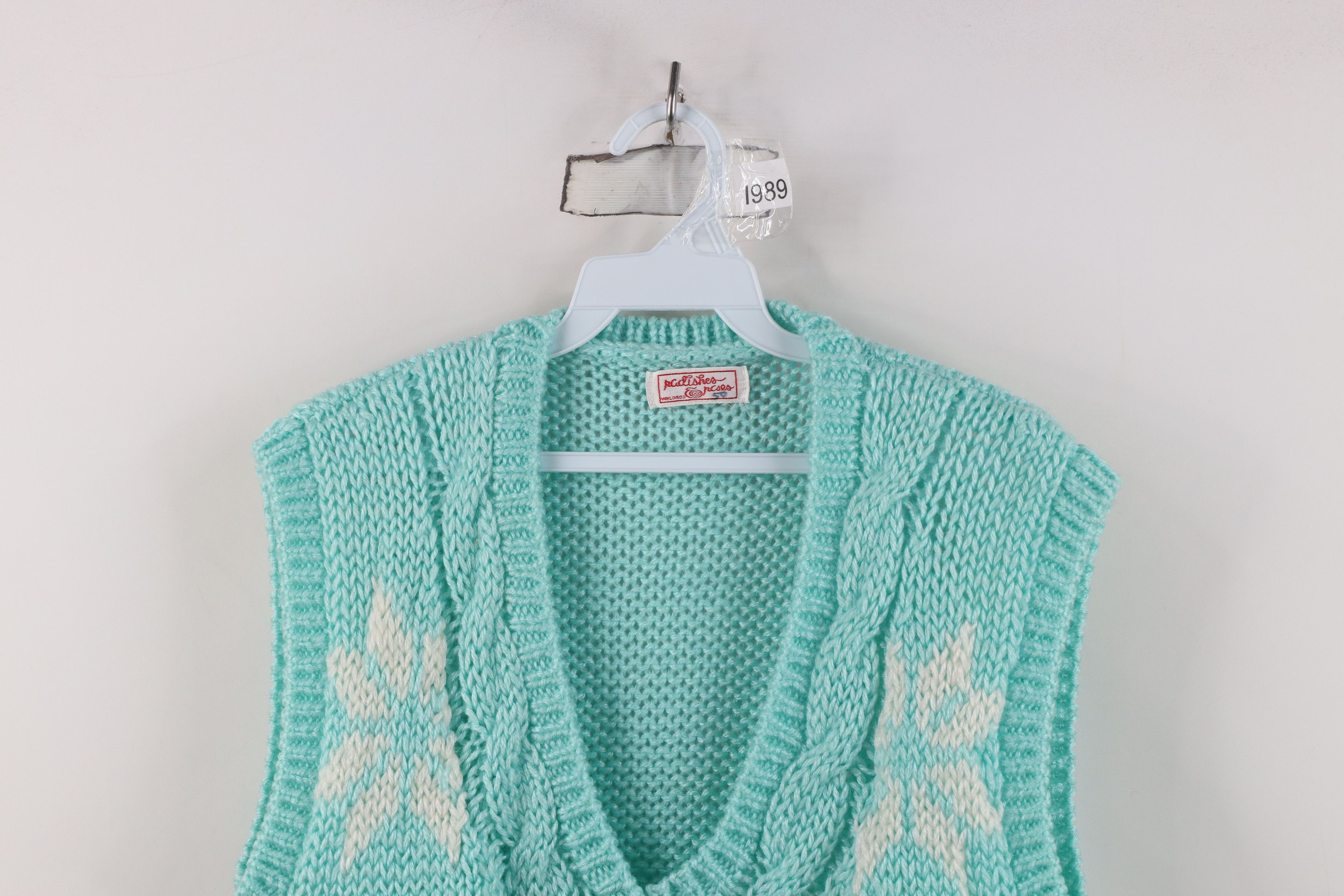 Vintage Vintage 80s Mid Mod Snowflake Cable Knit Sweater Vest Size M / US 6-8 / IT 42-44 - 2 Thumbnail