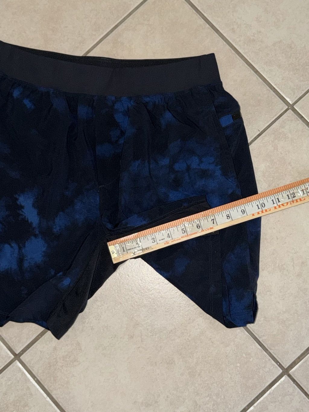 Fabletics FABLETICS FRANCHISE MEN’S SHORT 7” UNLINED BLUE/BLACK LARGE Size US 32 / EU 48 - 4 Thumbnail