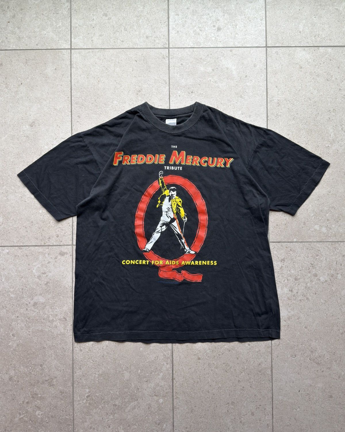 Band Tees 1992 Queen Freddie Mercury Band Tee Size XL / US 12-14 / IT 48-50 - 1 Thumbnail