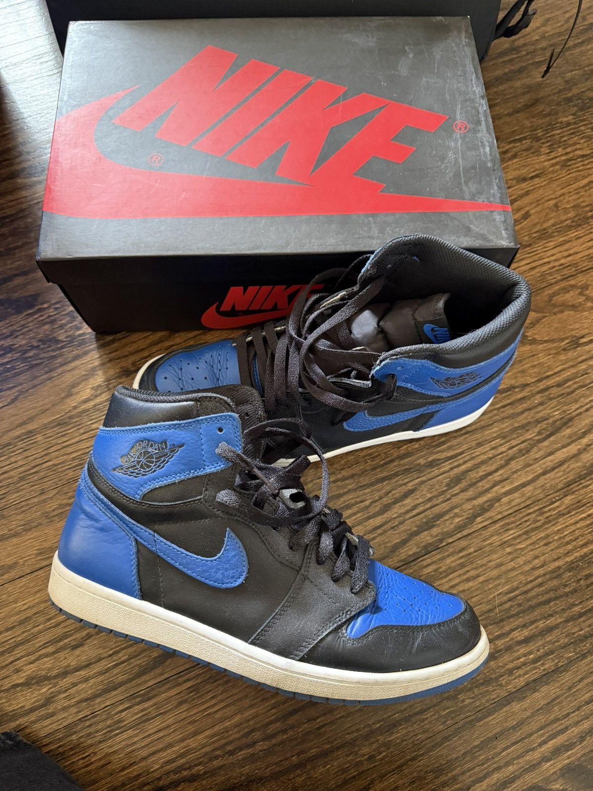 Jordan Brand Jordan 1 royal 2017 Size US 11 / EU 44 - 1 Thumbnail