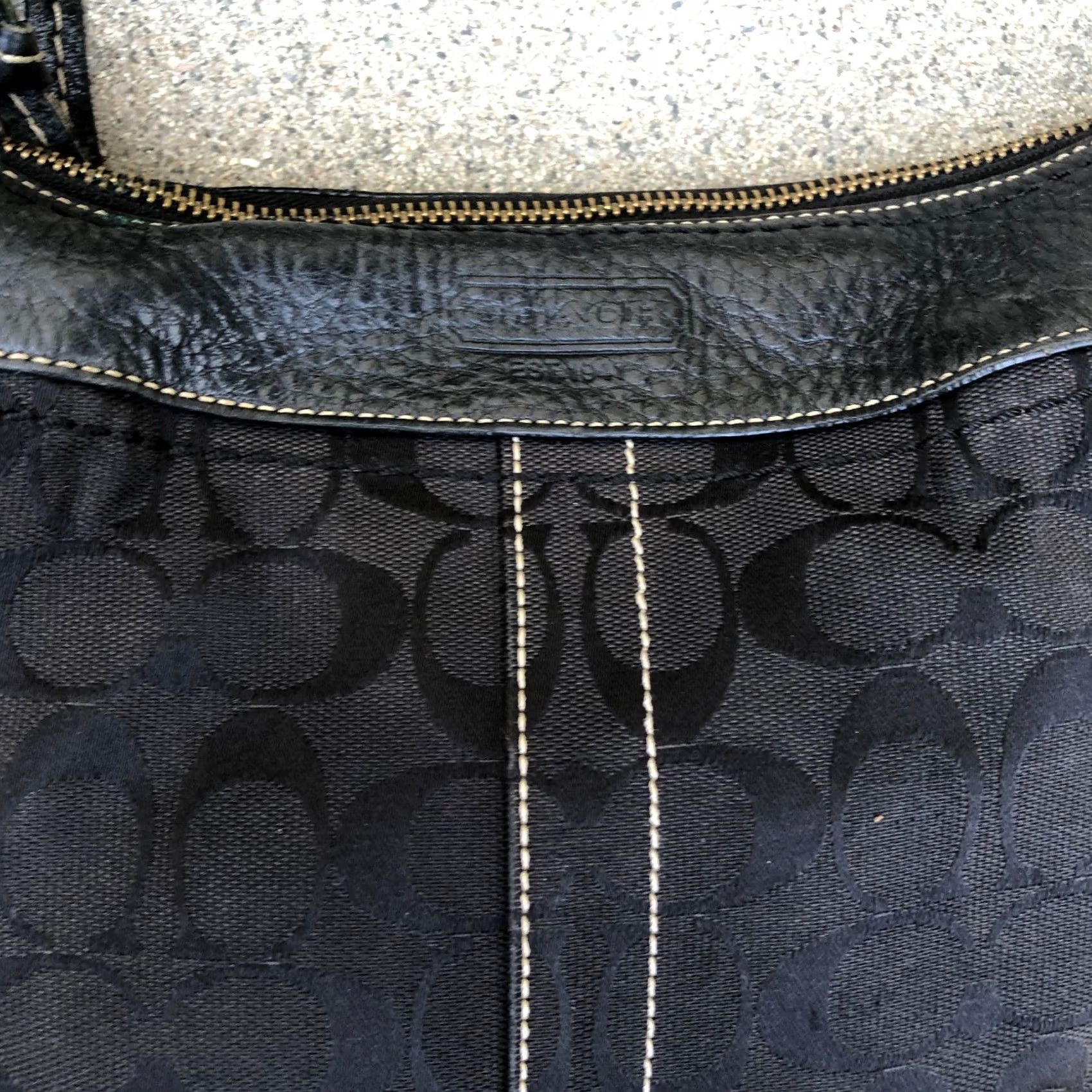 Coach VINTAGE Coach Crossbody Signature Monogram Purse Women's Black Bag G065-10402 Size ONE SIZE - 6 Thumbnail