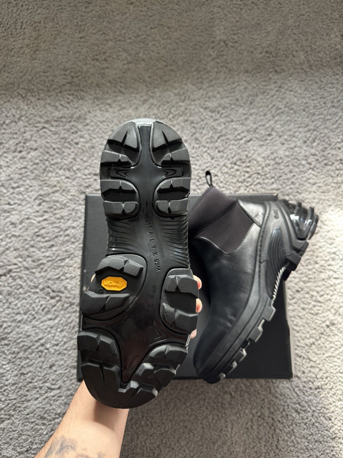 1017 ALYX 9SM 1017 Alyx 9SM Leather Mid SKX Sole Boot Size US 11 / EU 44 - 4 Thumbnail
