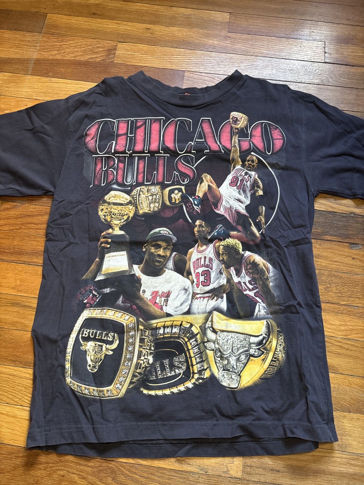 Marino Morwood Marino morwood Michael jordan T Size US M / EU 48-50 / 2 - 4 Thumbnail