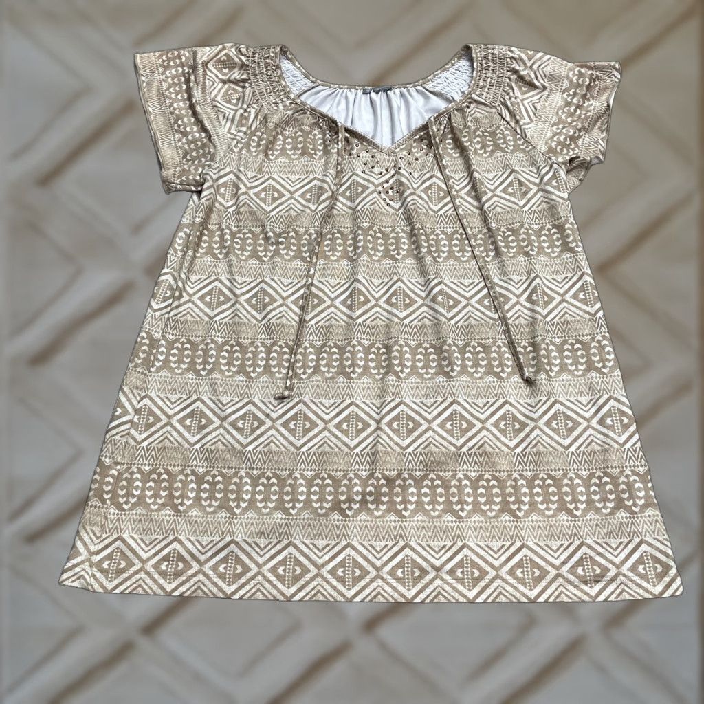 Vintage Unbranded Aztec Tunic Blouse Womens Small Brown White Geometric Short Sleeve Top Size S / US 4 / IT 40 - 1 Thumbnail