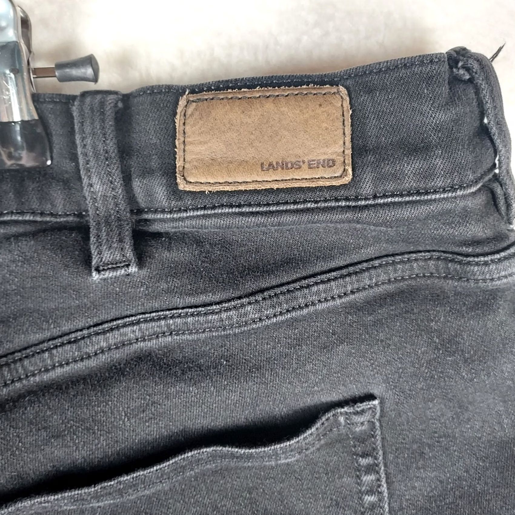 Lands' End Lands' End Womens Jeans 22W Lined Regular Straight Dark Wash Flannel Denim 5-Pocket High Rise Zip S Size 40" / US 18 - 5 Thumbnail